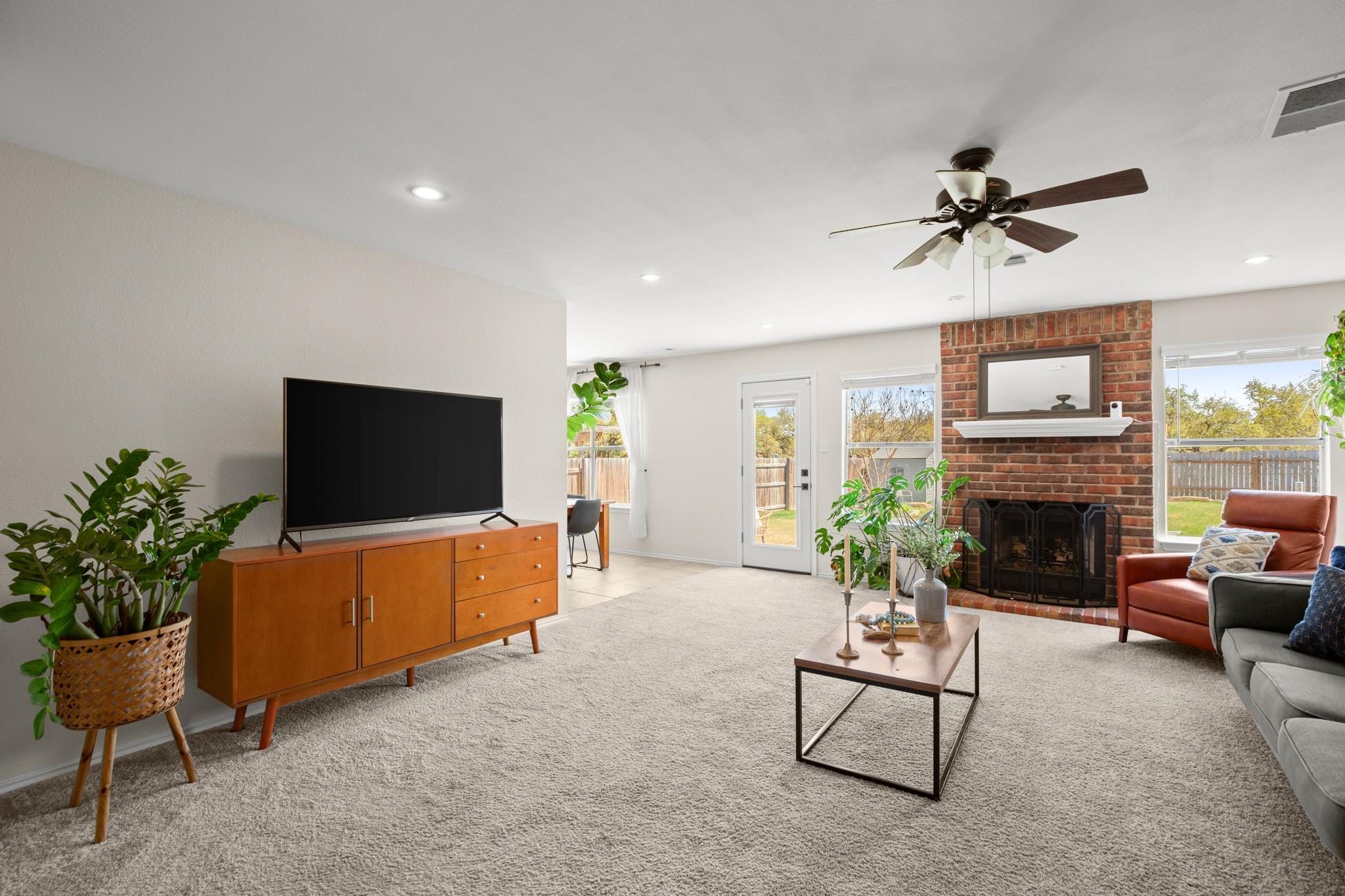 1302 Rambling Trl Property Photo 1