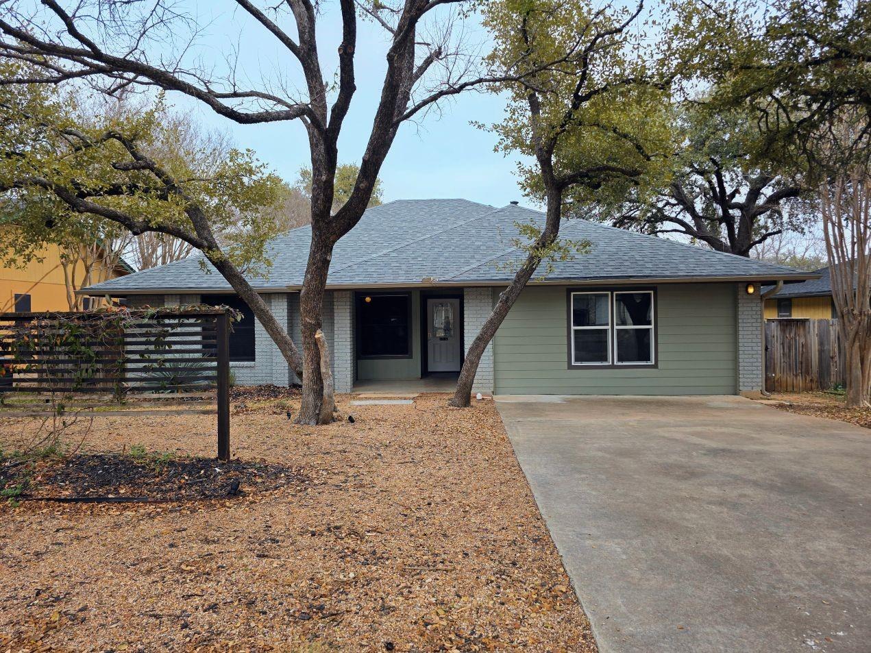 3610 Hillrock Dr Property Photo