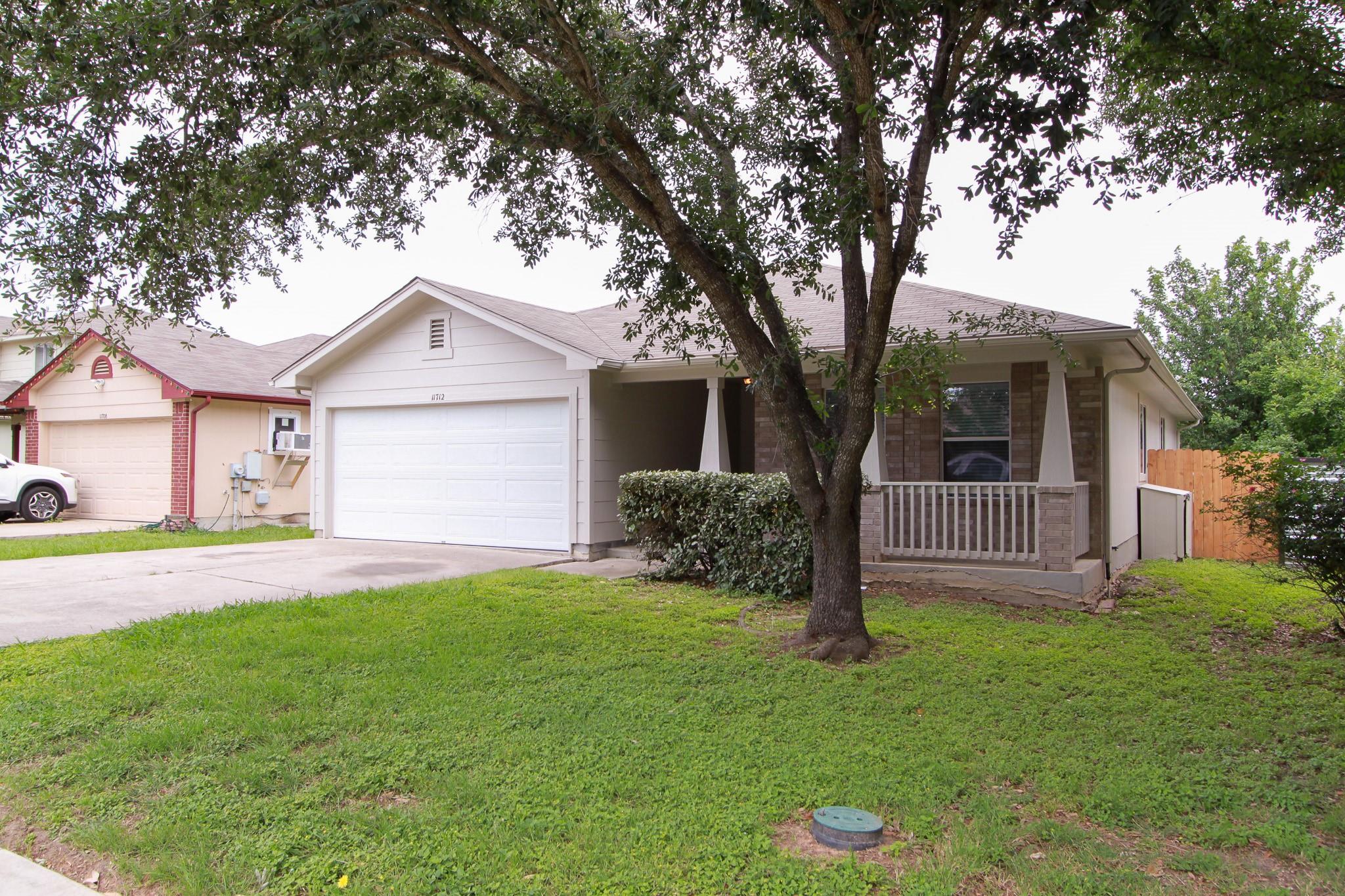 11712 Morning View Dr Property Photo 4