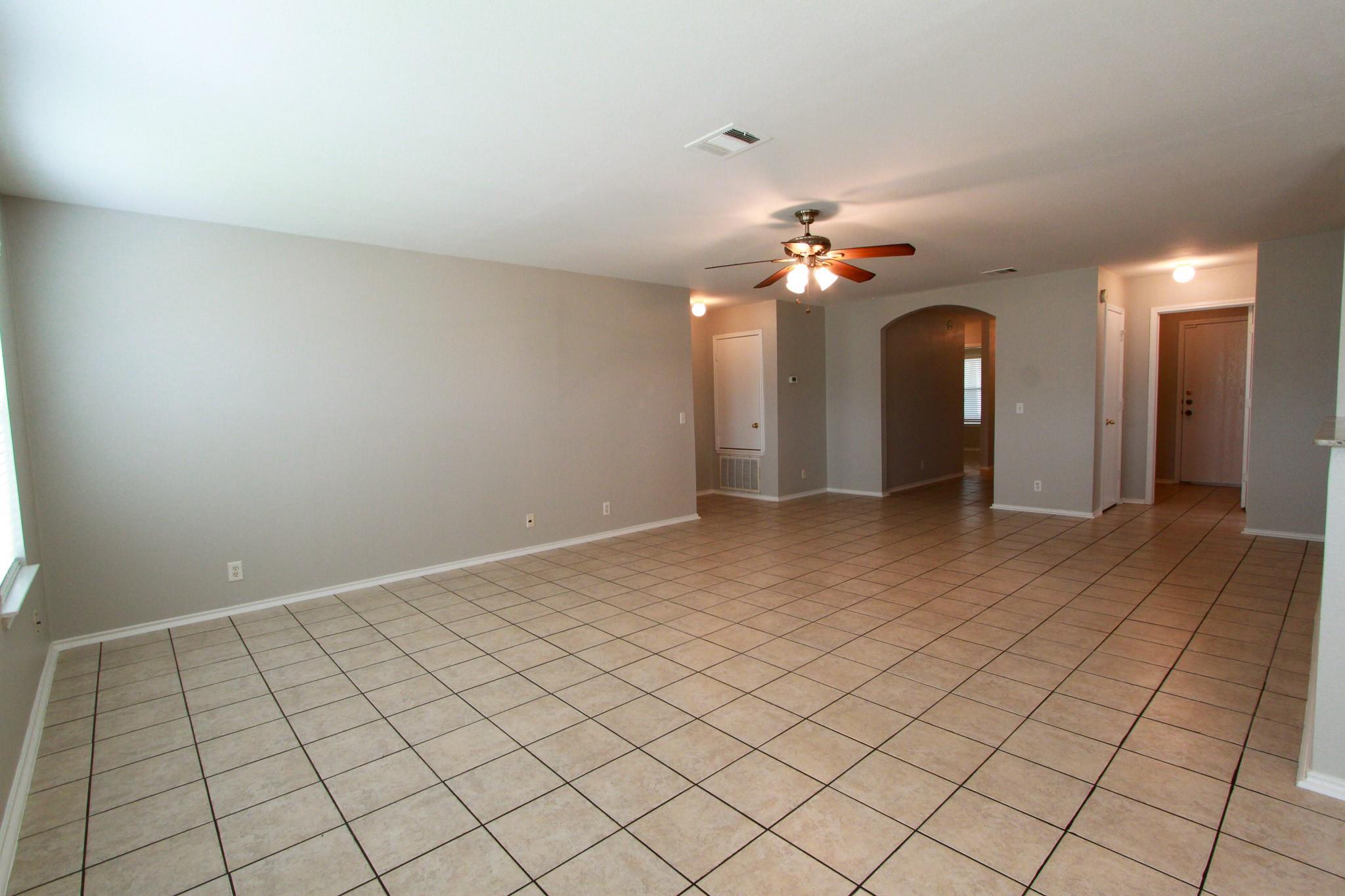 11712 Morning View Dr Property Photo 9