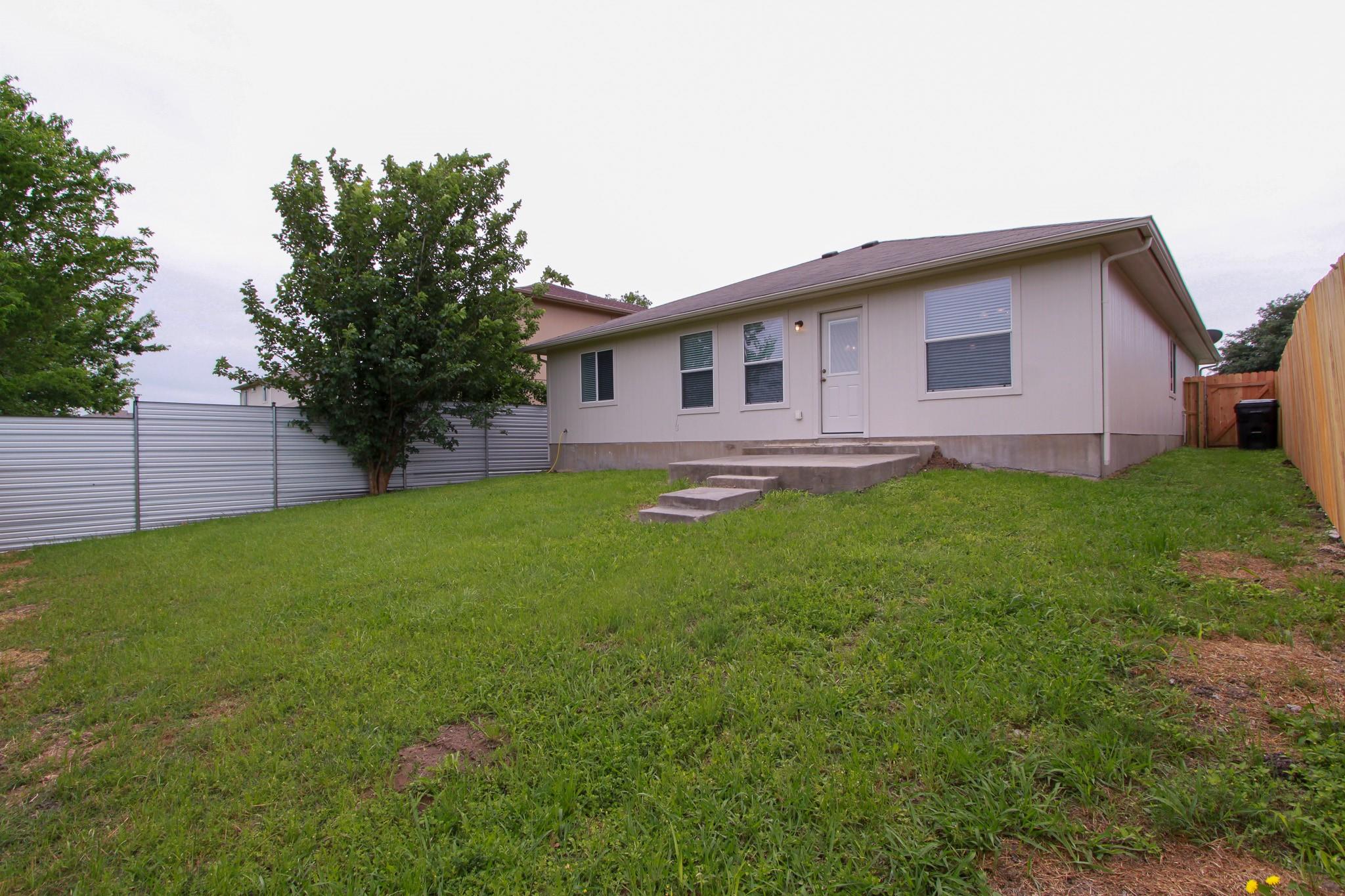 11712 Morning View Dr Property Photo 32