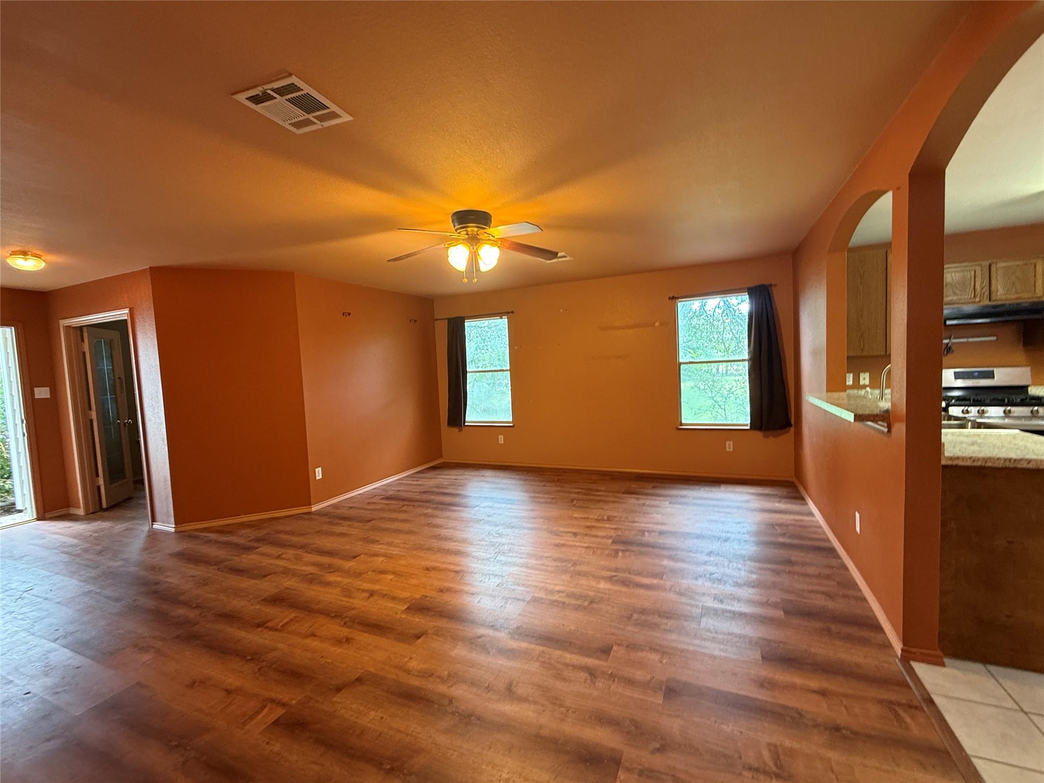 13100 Winecup Mallow Trl Property Photo 9