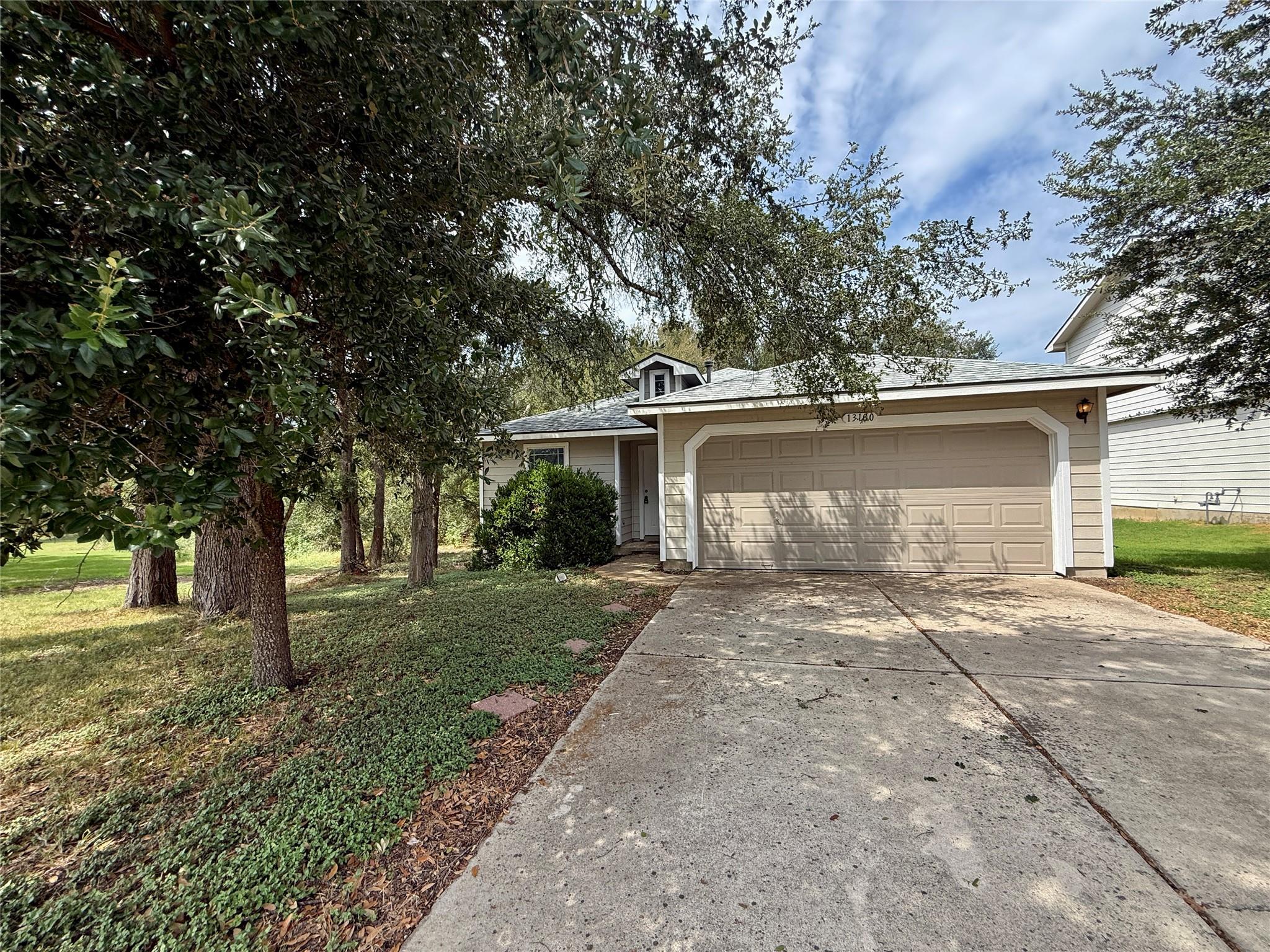 13100 Winecup Mallow Trl Property Photo 24
