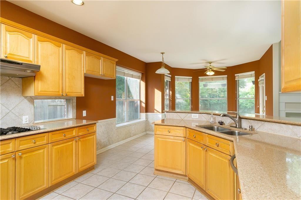 5701 Gorham Glen Ln Property Photo 9