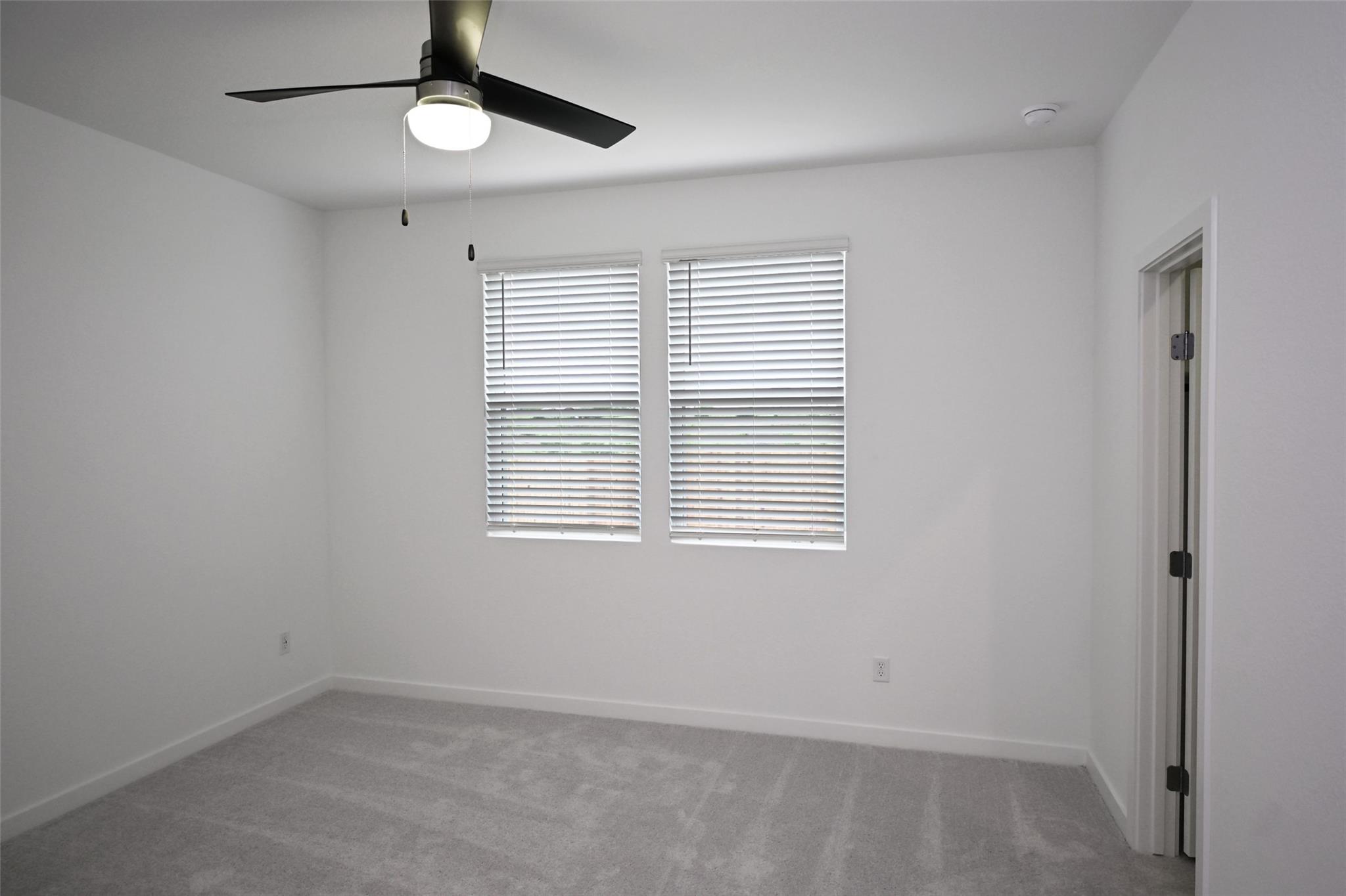 261 Elk Ave Property Photo 15
