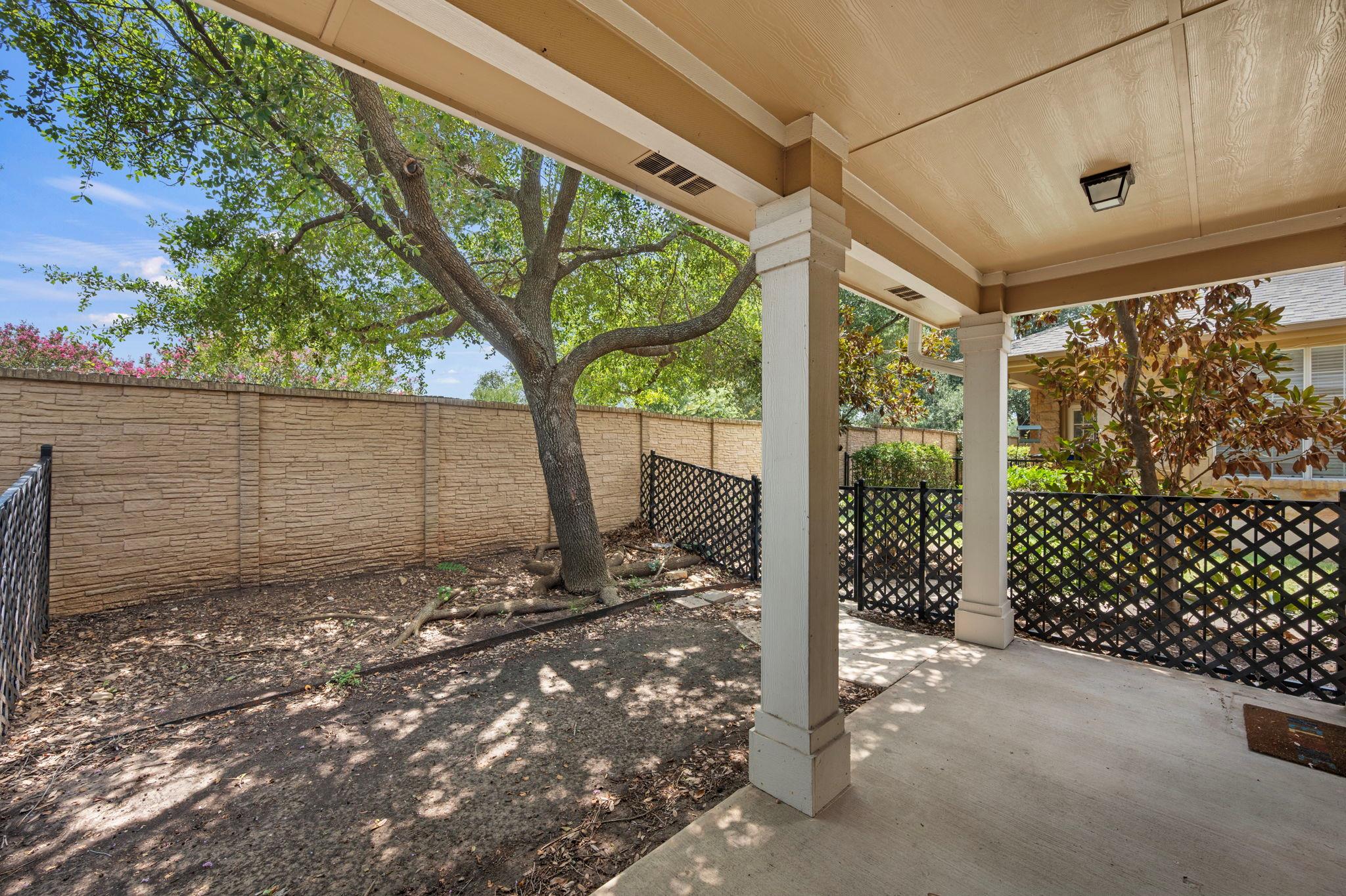16100 S Great Oaks Dr #102 Property Photo 22