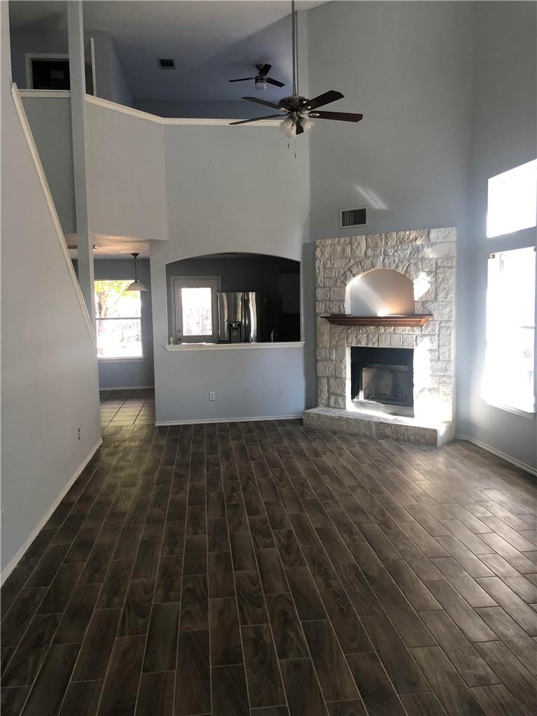 227 Mossy Rock Dr Property Photo 4