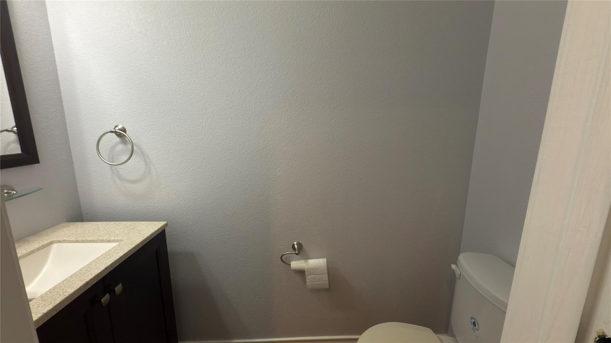 400 West St #b Property Photo 10