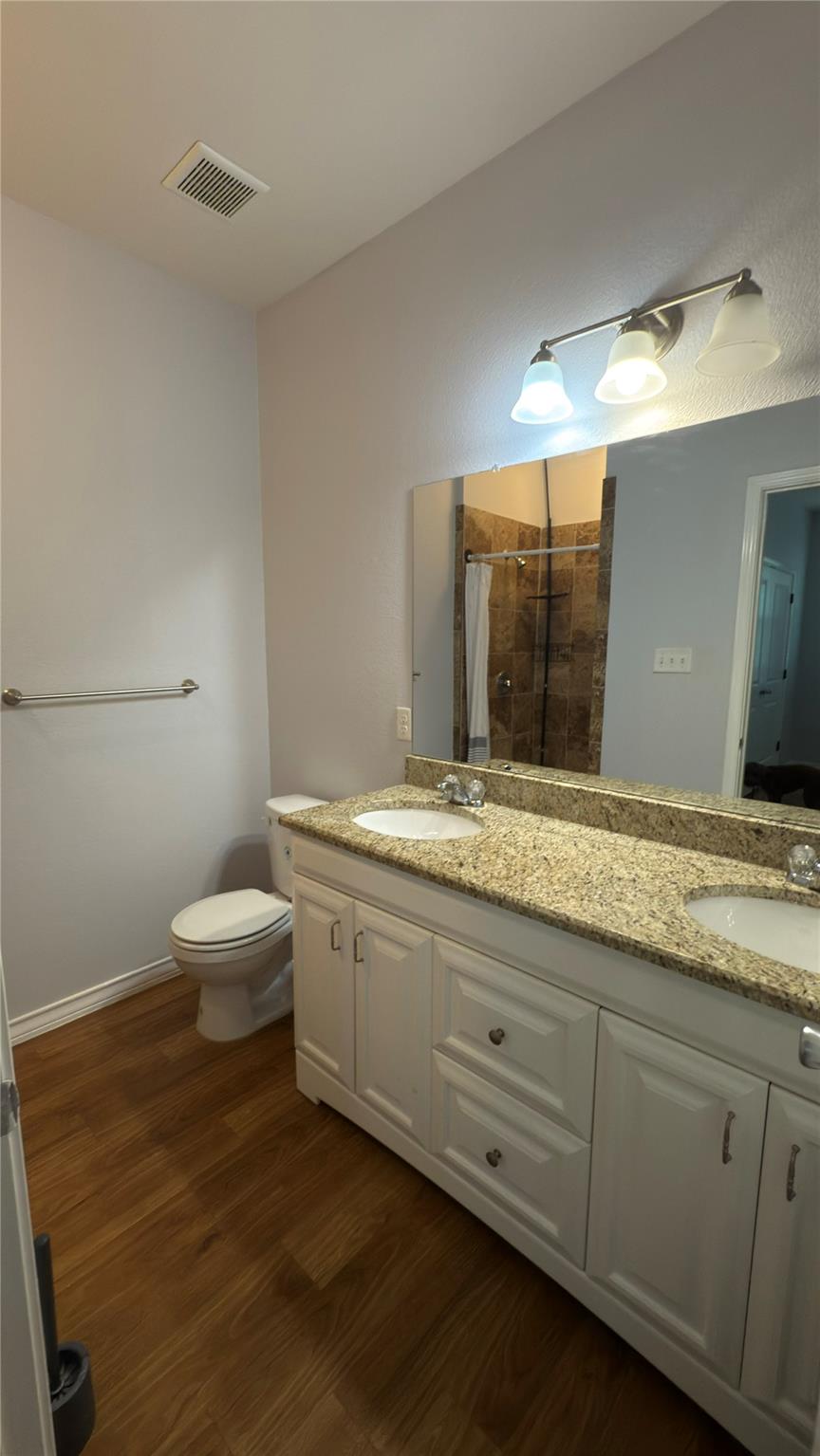 400 West St #b Property Photo 13