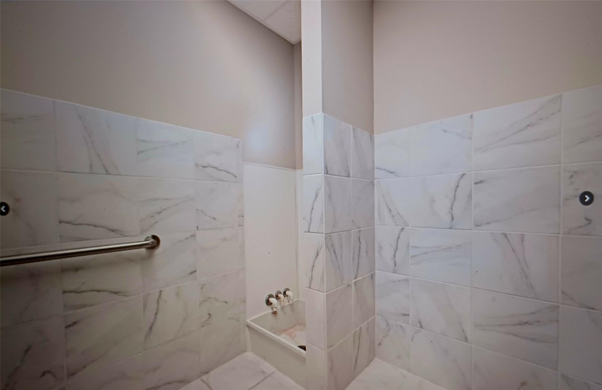 2050 Double Creek Drive None #210 Property Photo 7