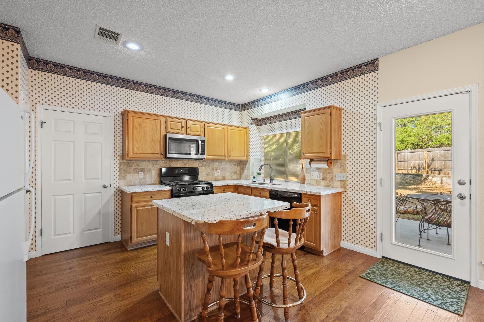 7402 Maricopa Cv Property Photo 6