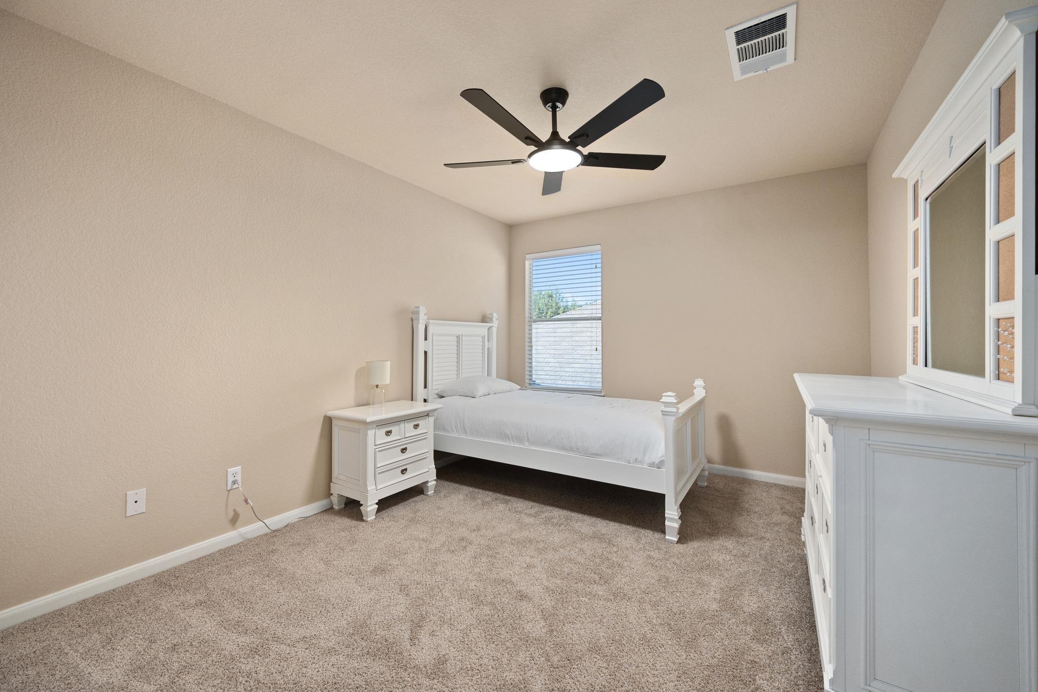 124 Barn Owl Loop Property Photo 19