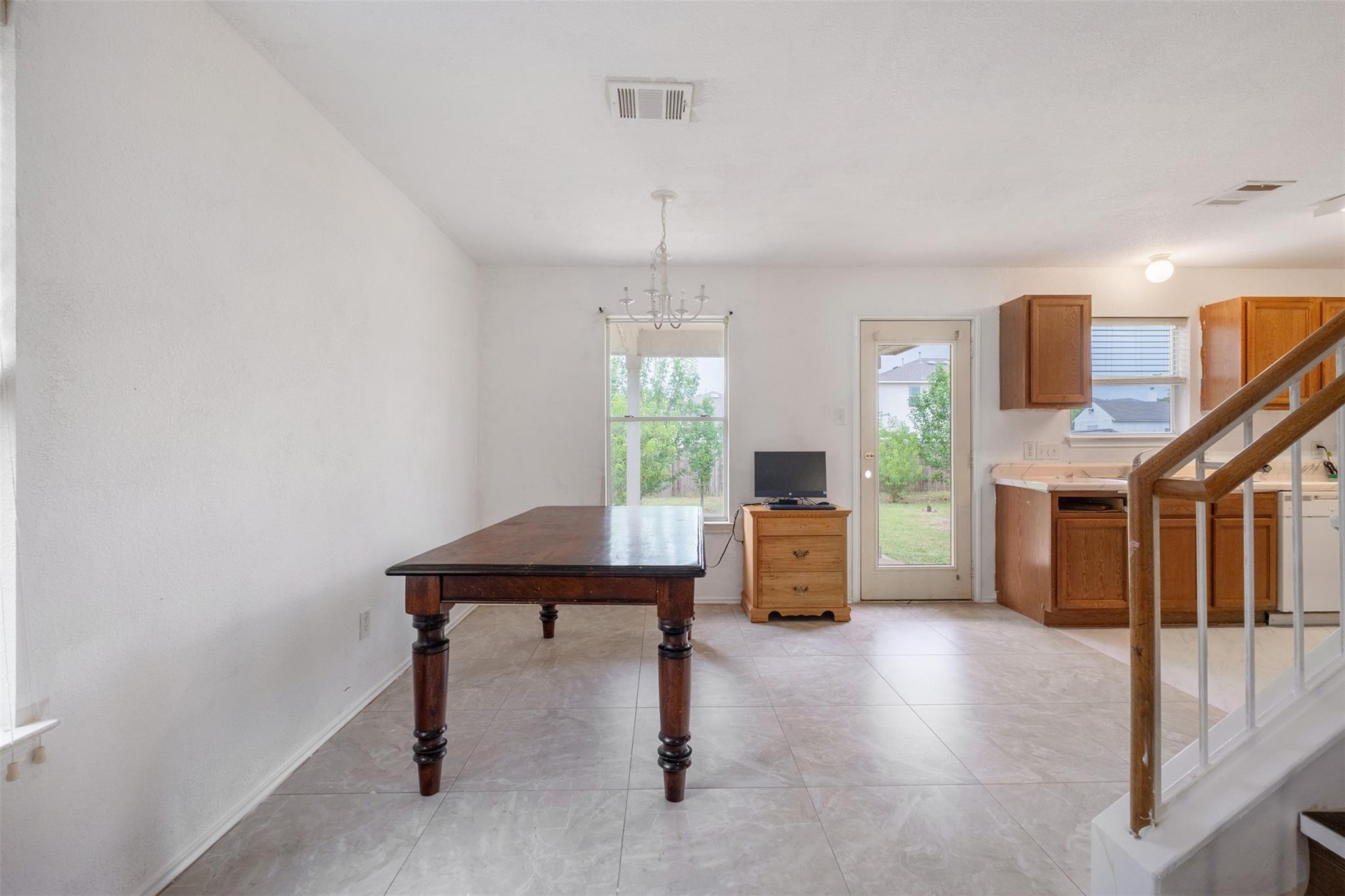 800 Rubles Ct Property Photo 11