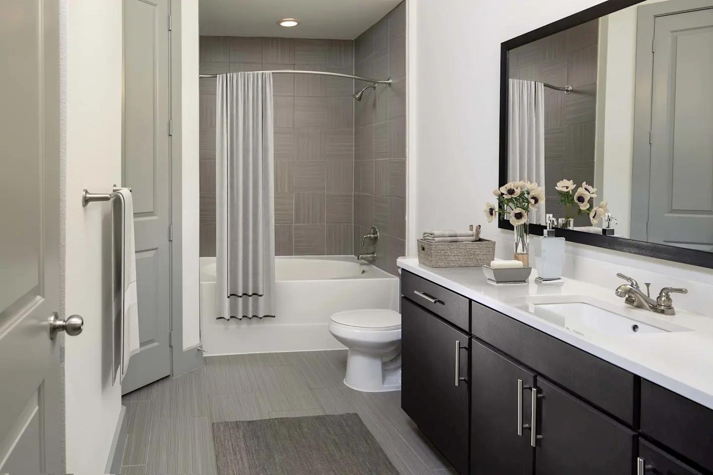 3939 W Alabama St #1-678 Property Photo 11