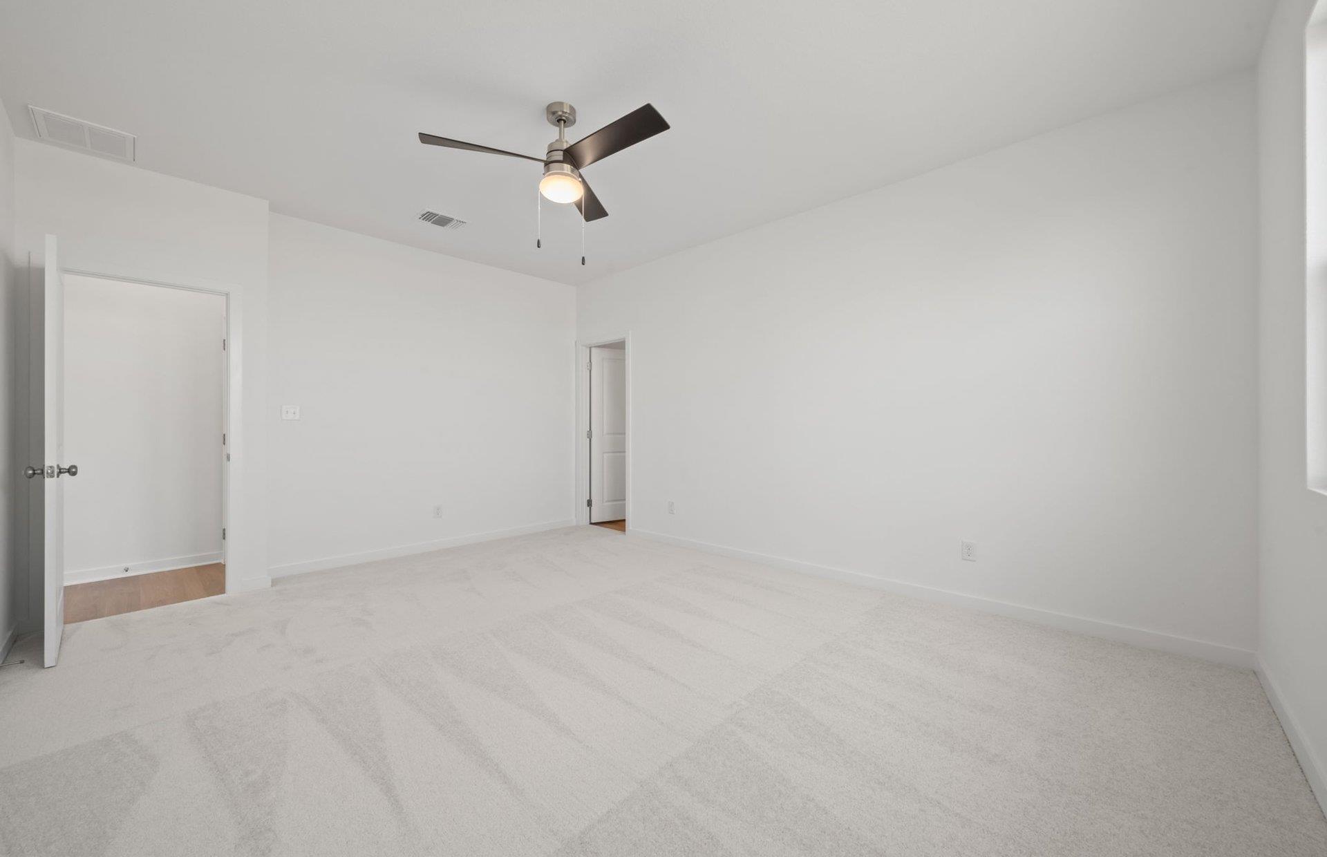 105 Lindheimer Ln Property Photo 15
