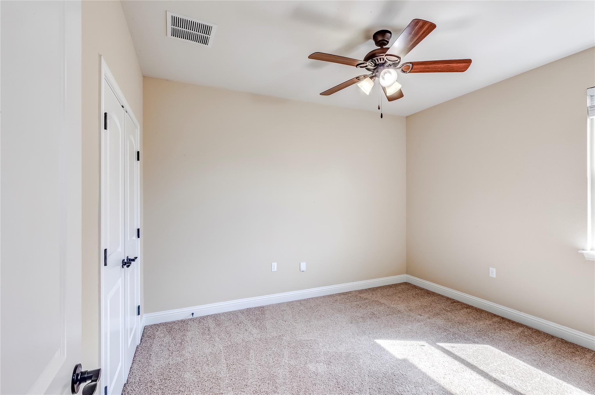 16009 Jeffs Ln Property Photo 26
