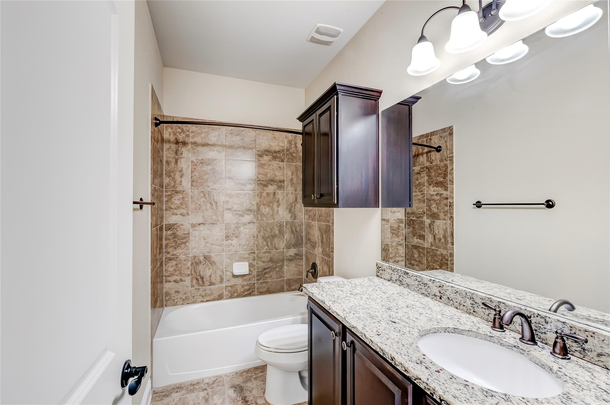 16009 Jeffs Ln Property Photo 30