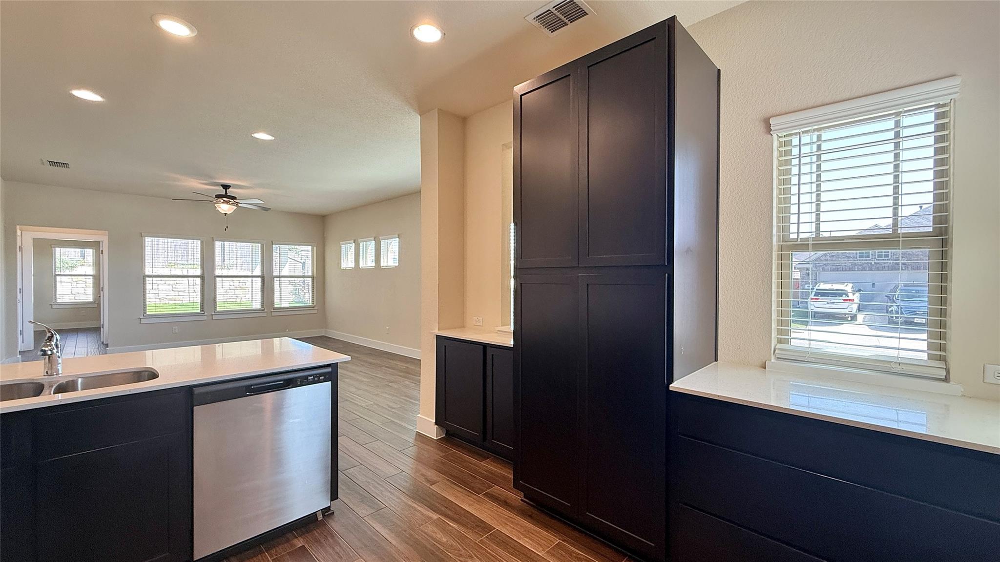 1217159 Property Photo 5