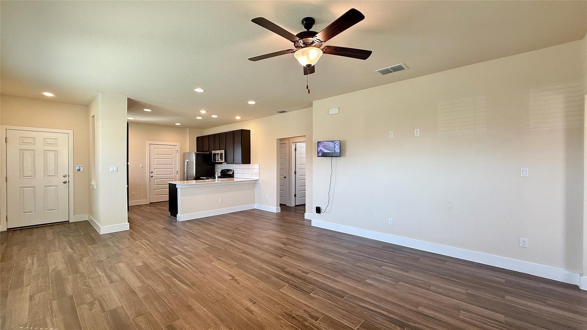 1217159 Property Photo 6