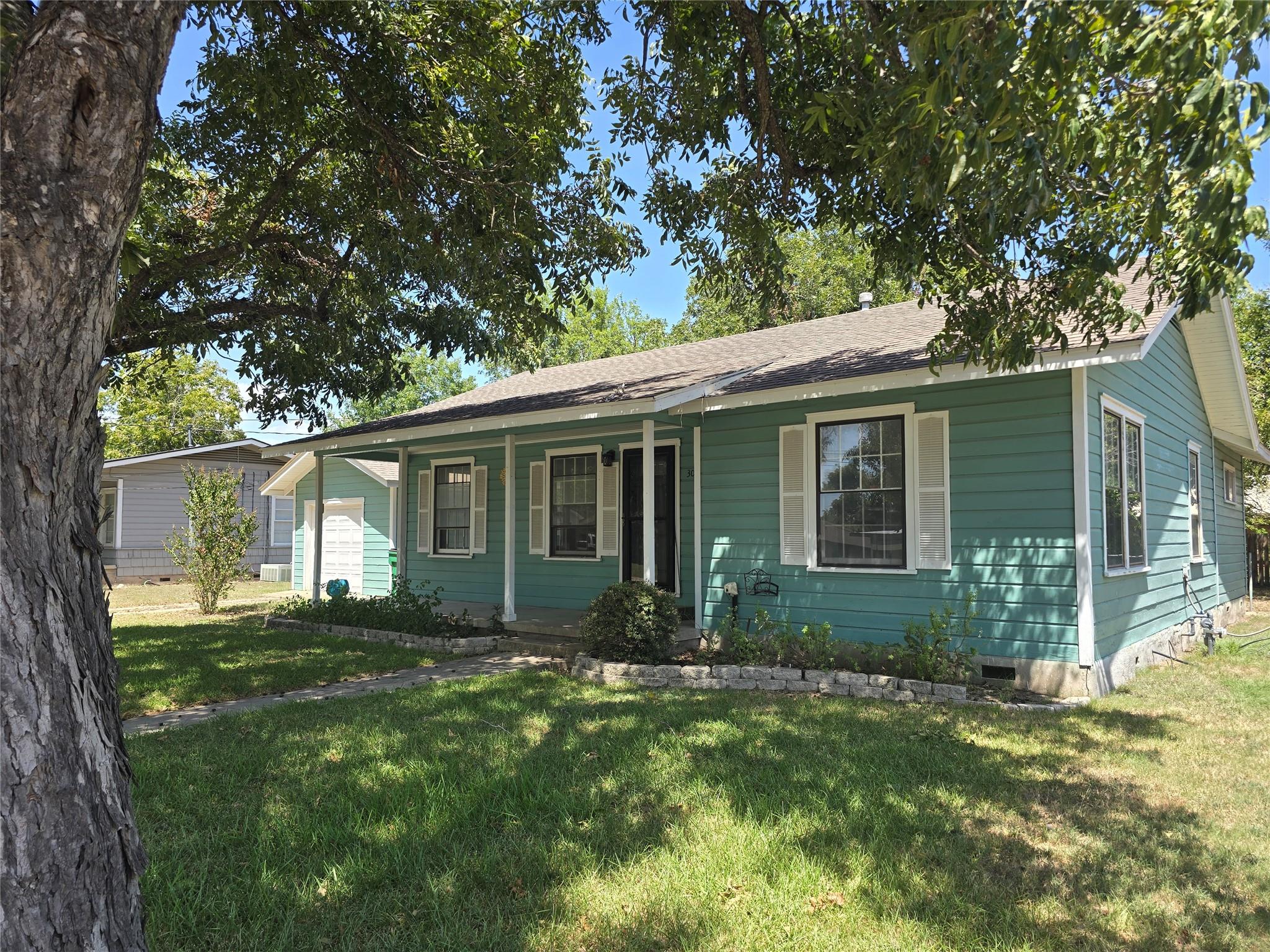 1219363 Property Photo 1