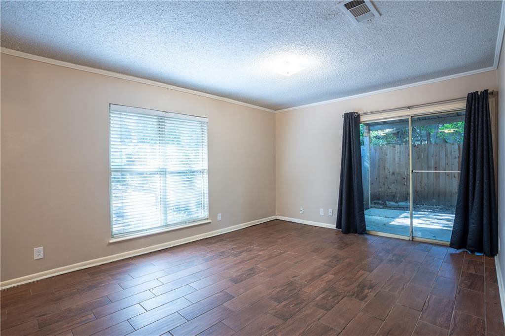9104 Quail Creek Dr #b Property Photo 9