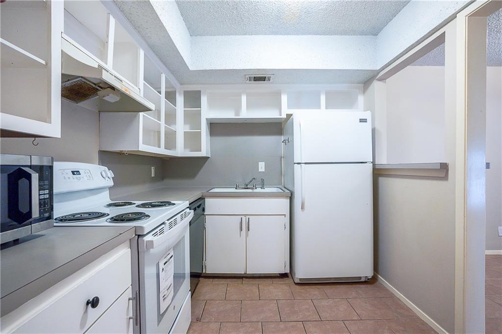 9104 Quail Creek Dr #b Property Photo 14