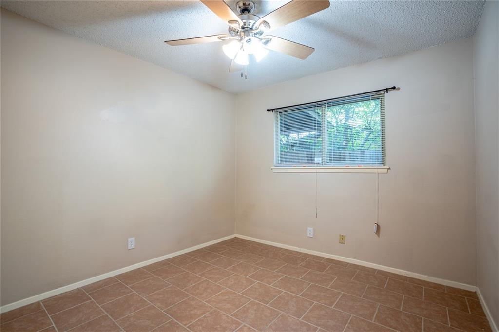 9104 Quail Creek Dr #b Property Photo 15