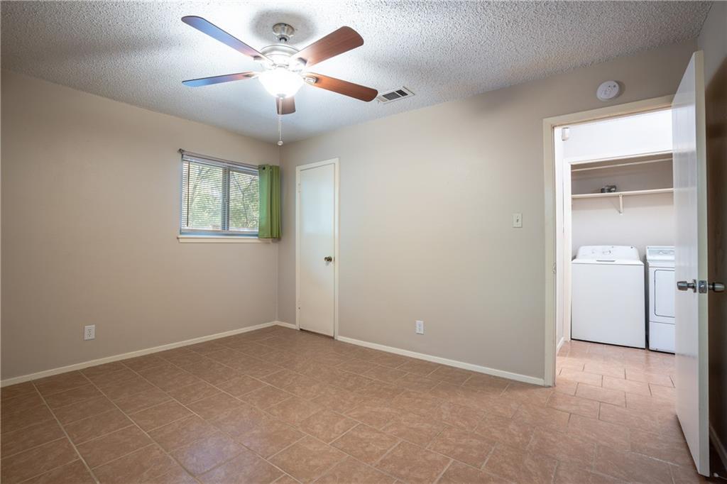 9104 Quail Creek Dr #b Property Photo 16