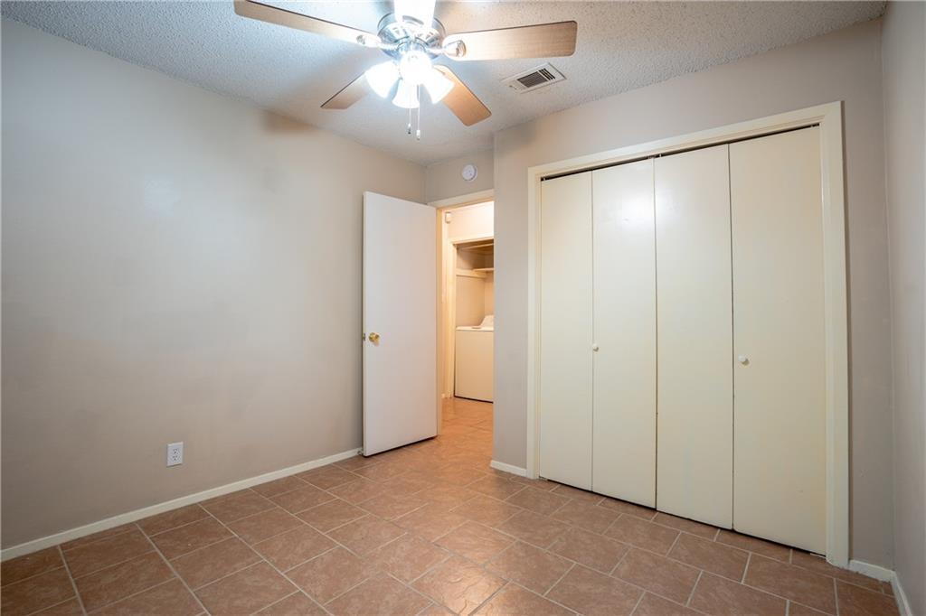 9104 Quail Creek Dr #b Property Photo 19