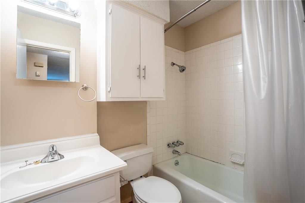9104 Quail Creek Dr #b Property Photo 22