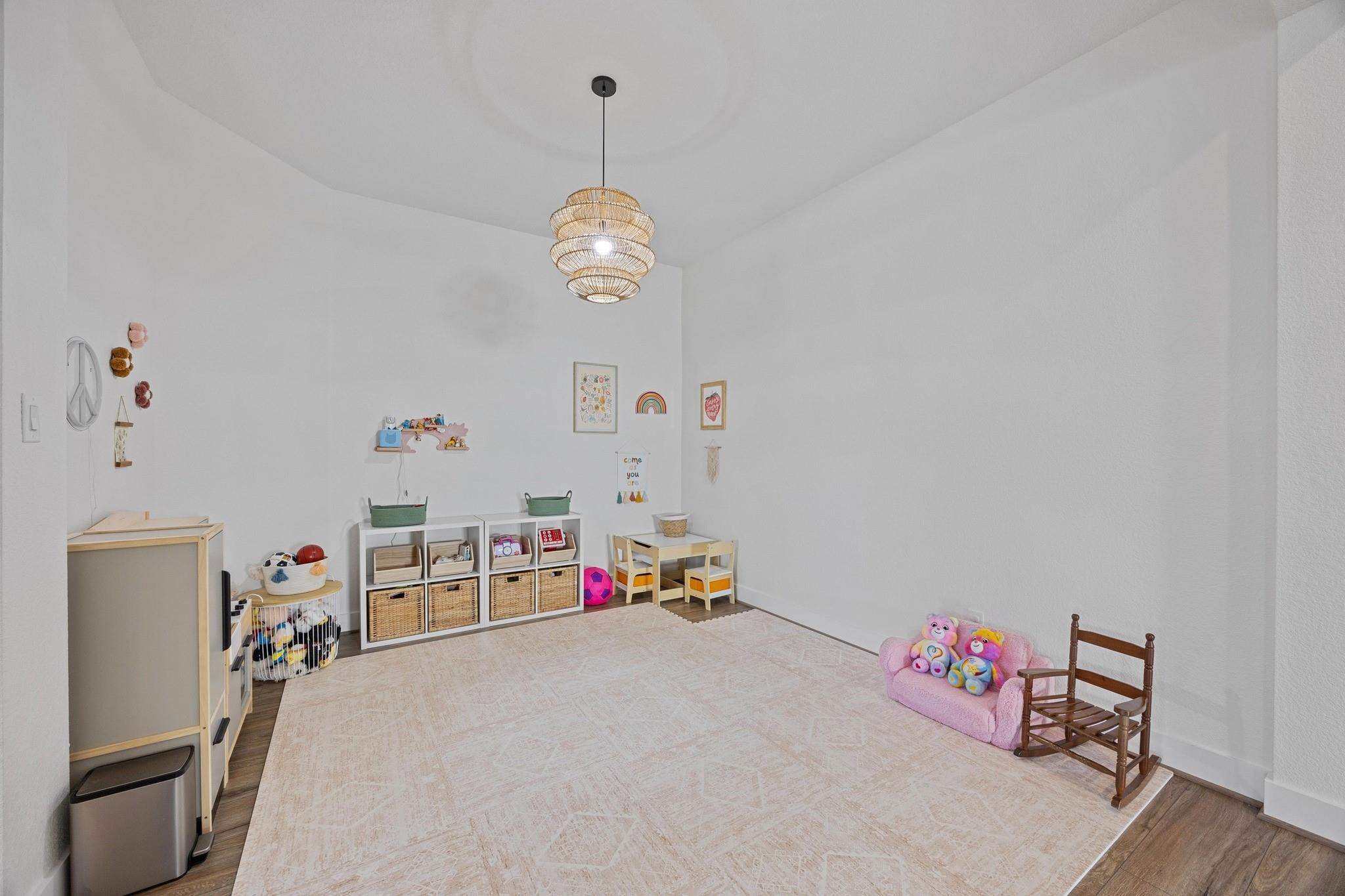 409 Calandria Blvd Property Photo 25