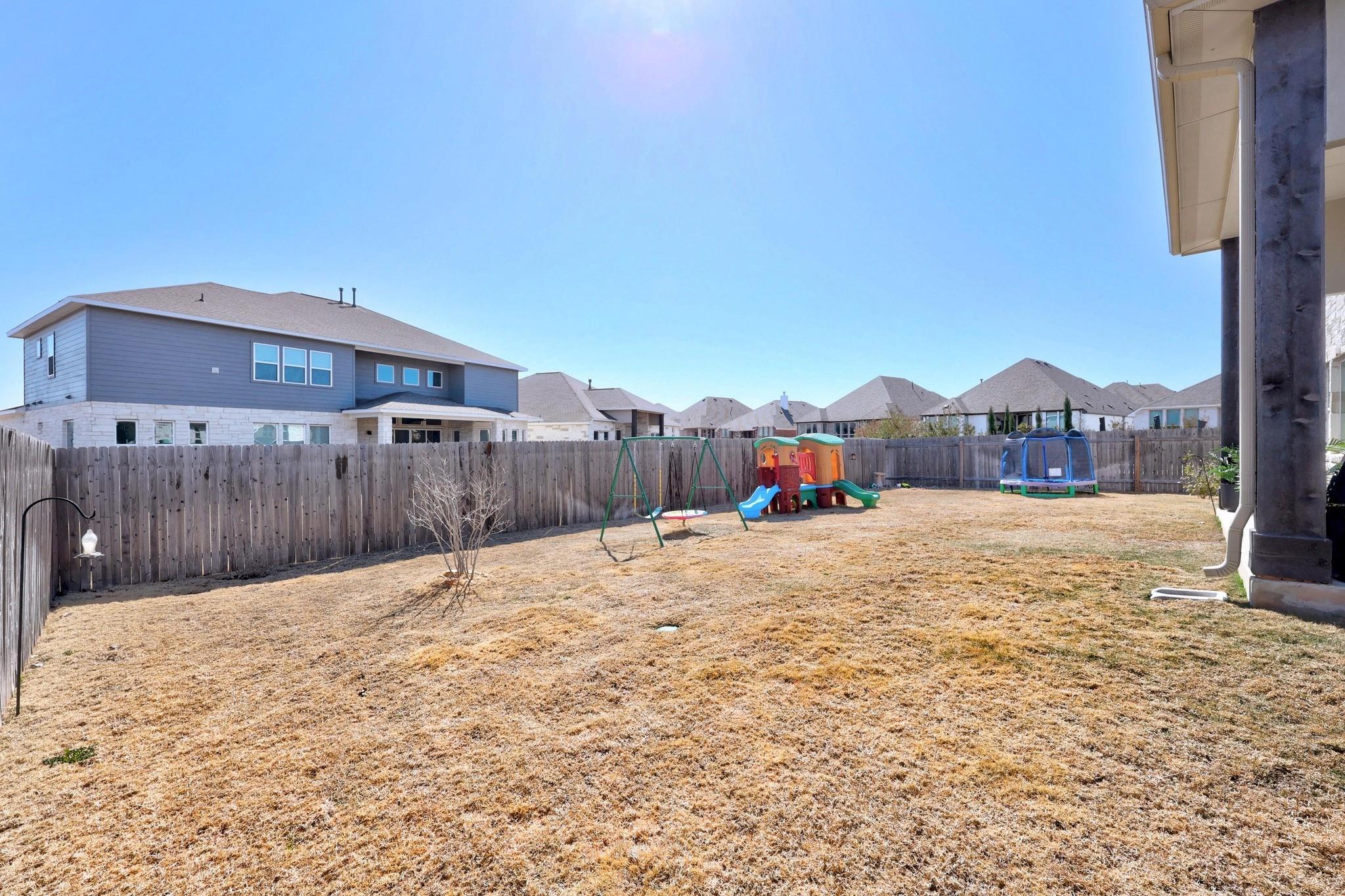 409 Calandria Blvd Property Photo 33