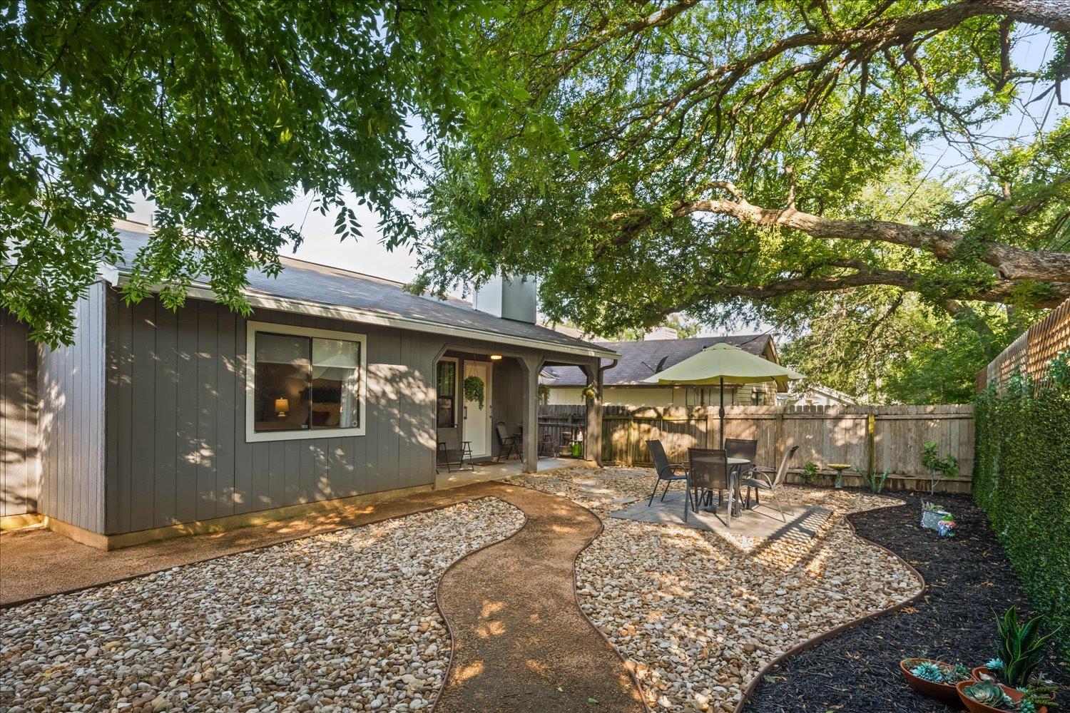 2612 Monarch Dr Property Photo