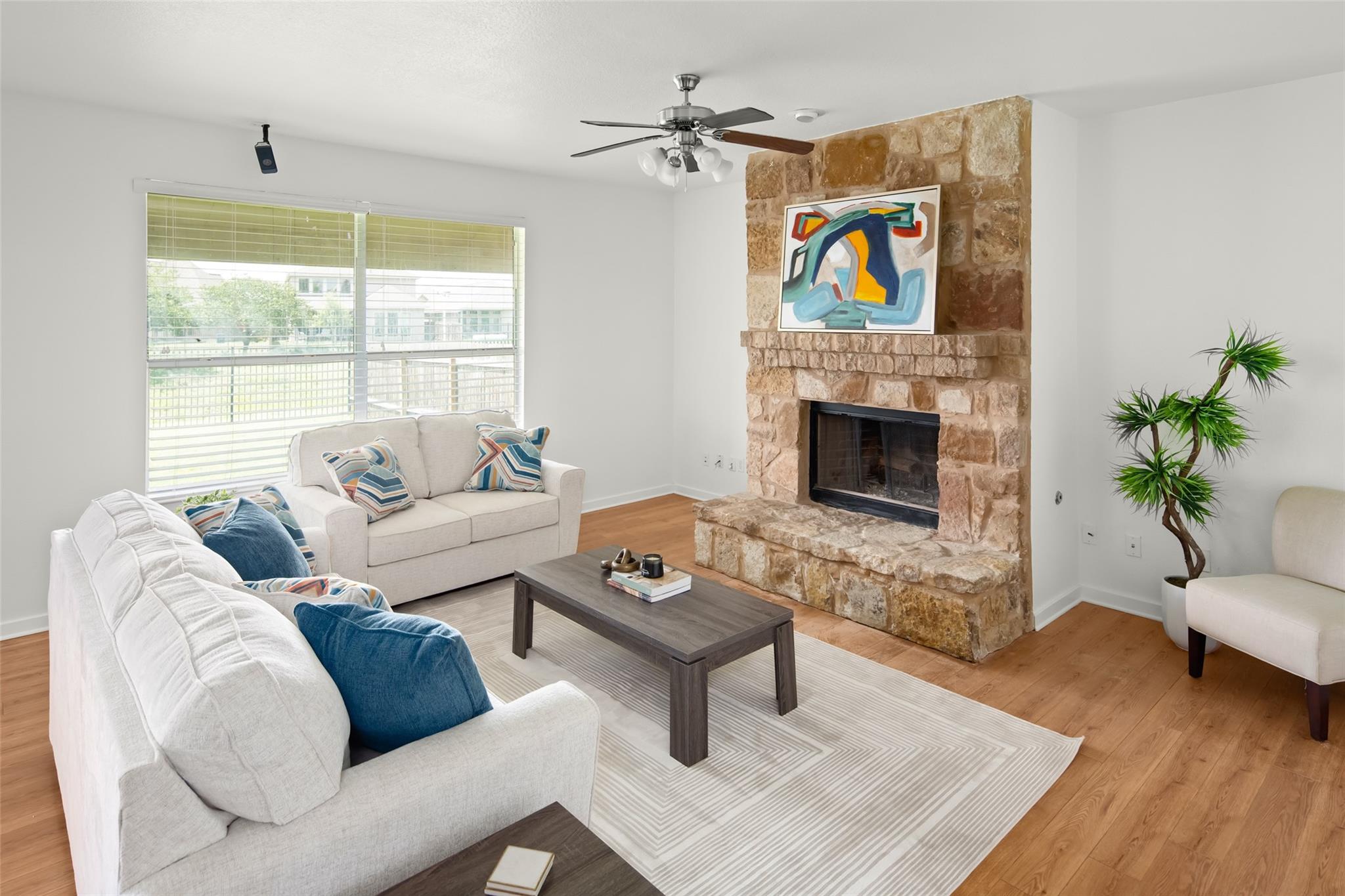 134 Fence Line Dr Property Photo 5