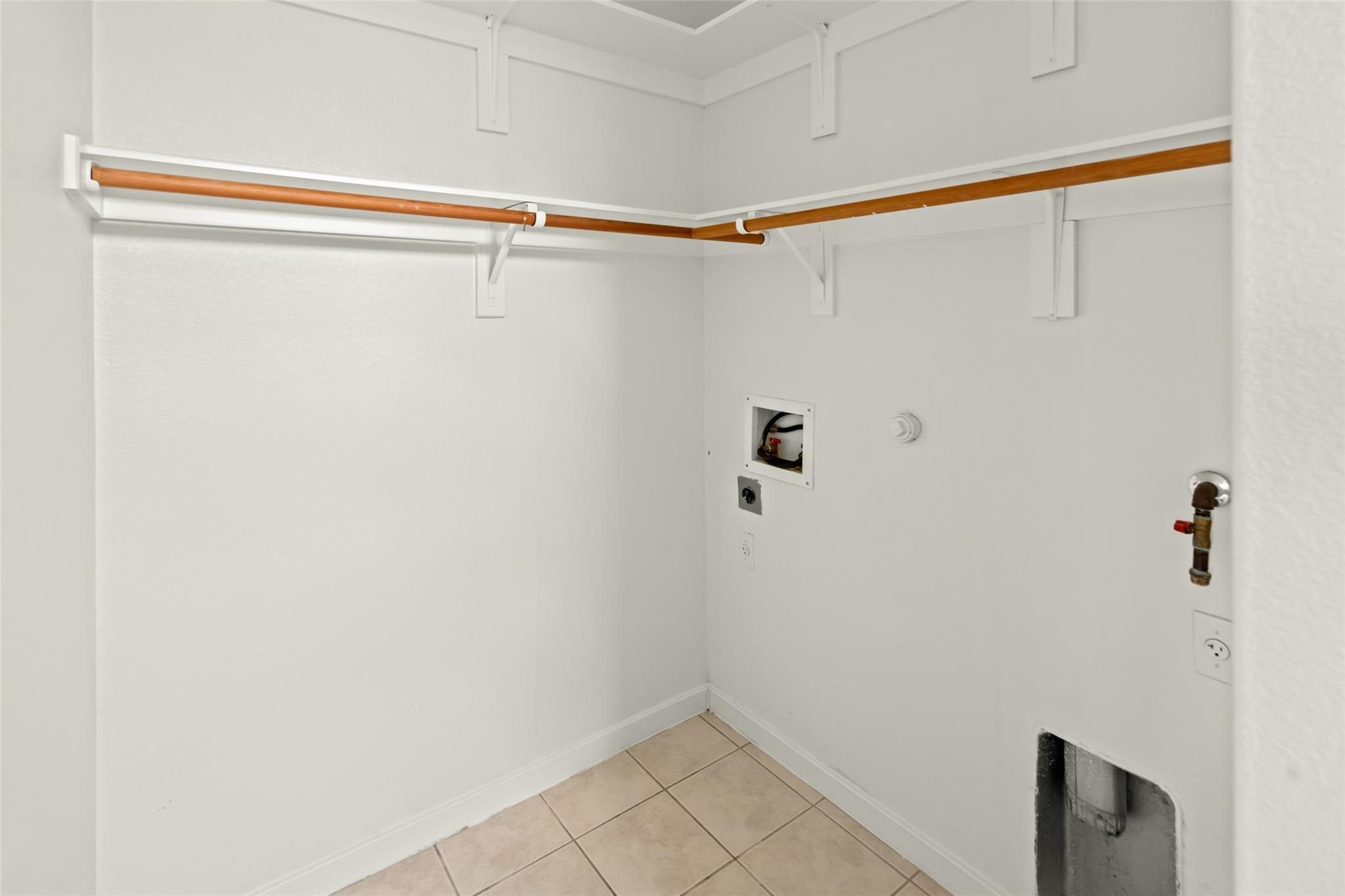 134 Fence Line Dr Property Photo 28