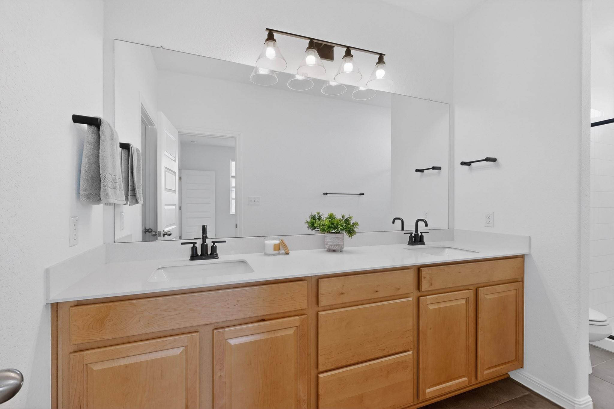 2524 Acoma Ln Property Photo 13