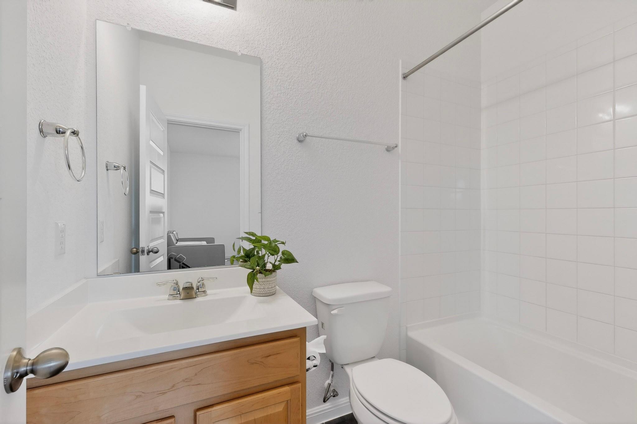 2524 Acoma Ln Property Photo 18