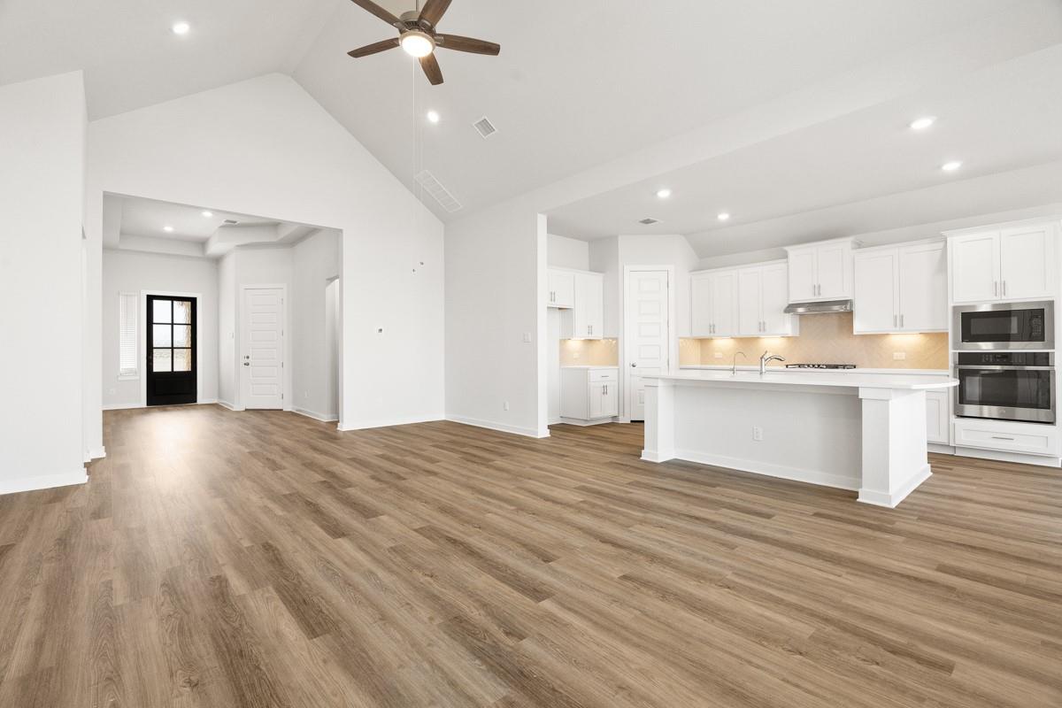 108 Golden Sage Ave Property Photo 10