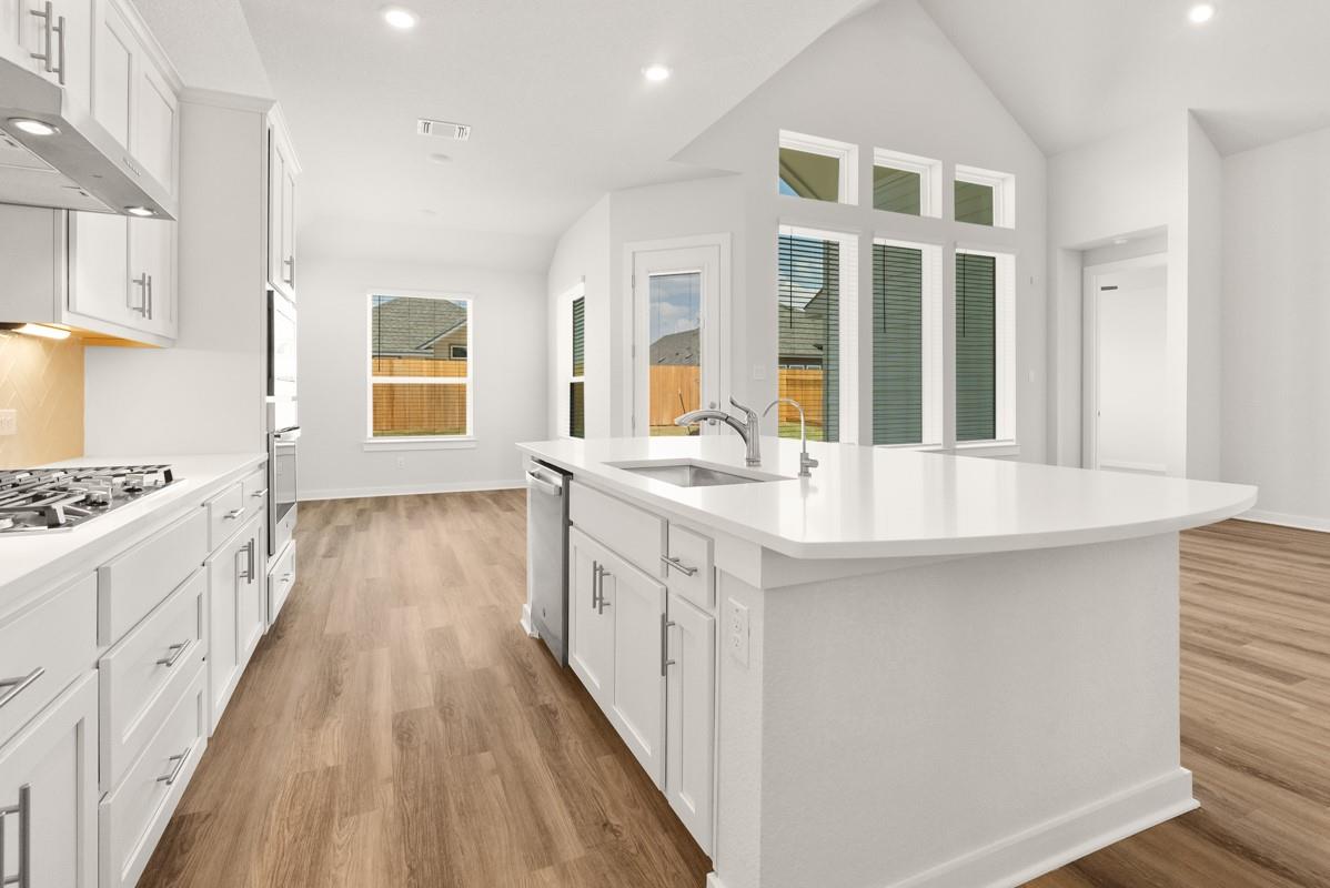 108 Golden Sage Ave Property Photo 15