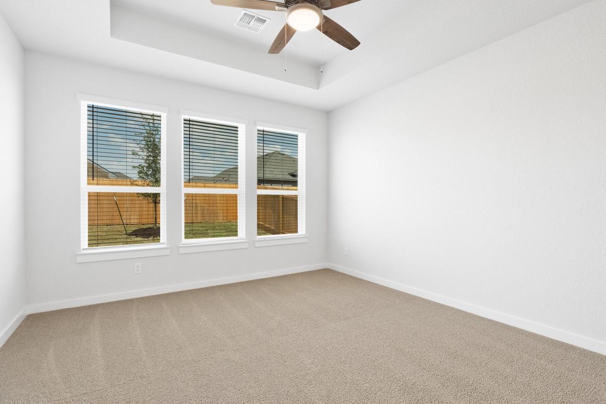 108 Golden Sage Ave Property Photo 17