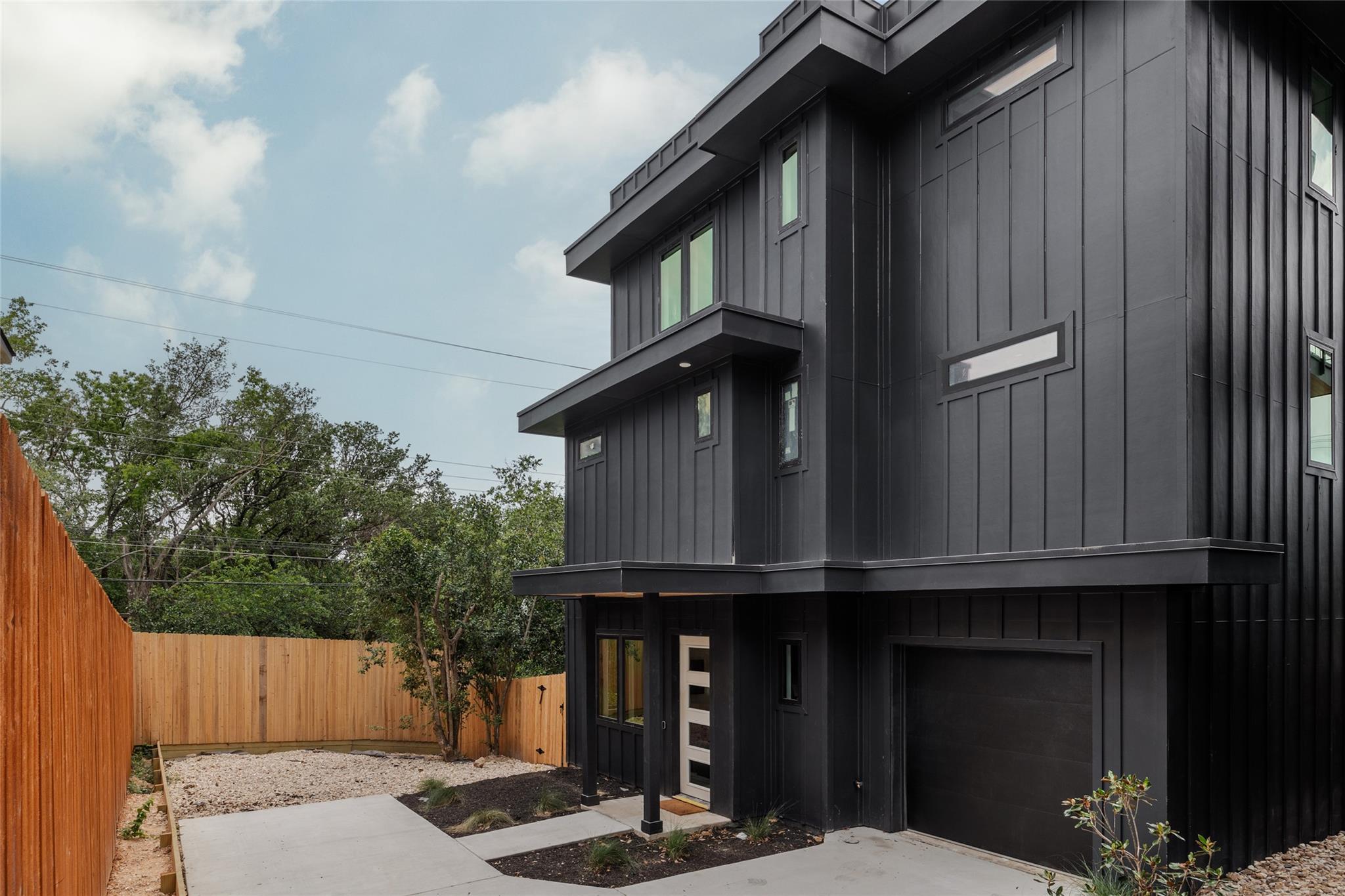 505 Philco Dr #3