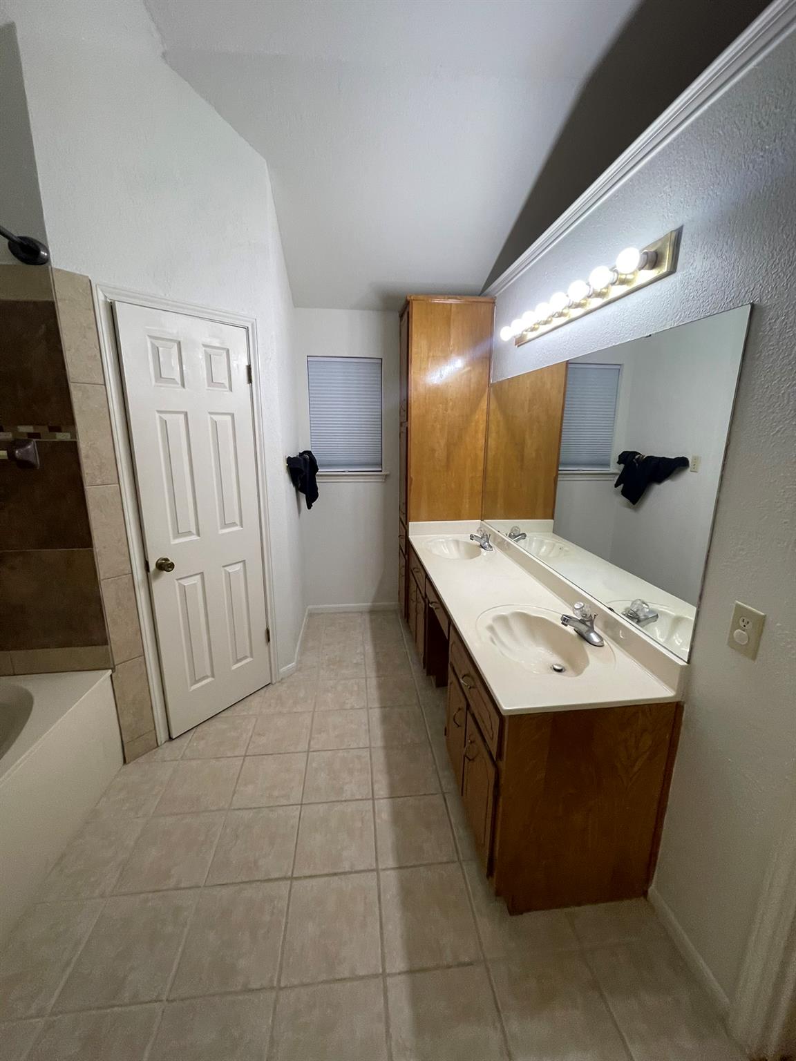 1823 Twilight Dr Property Photo 11