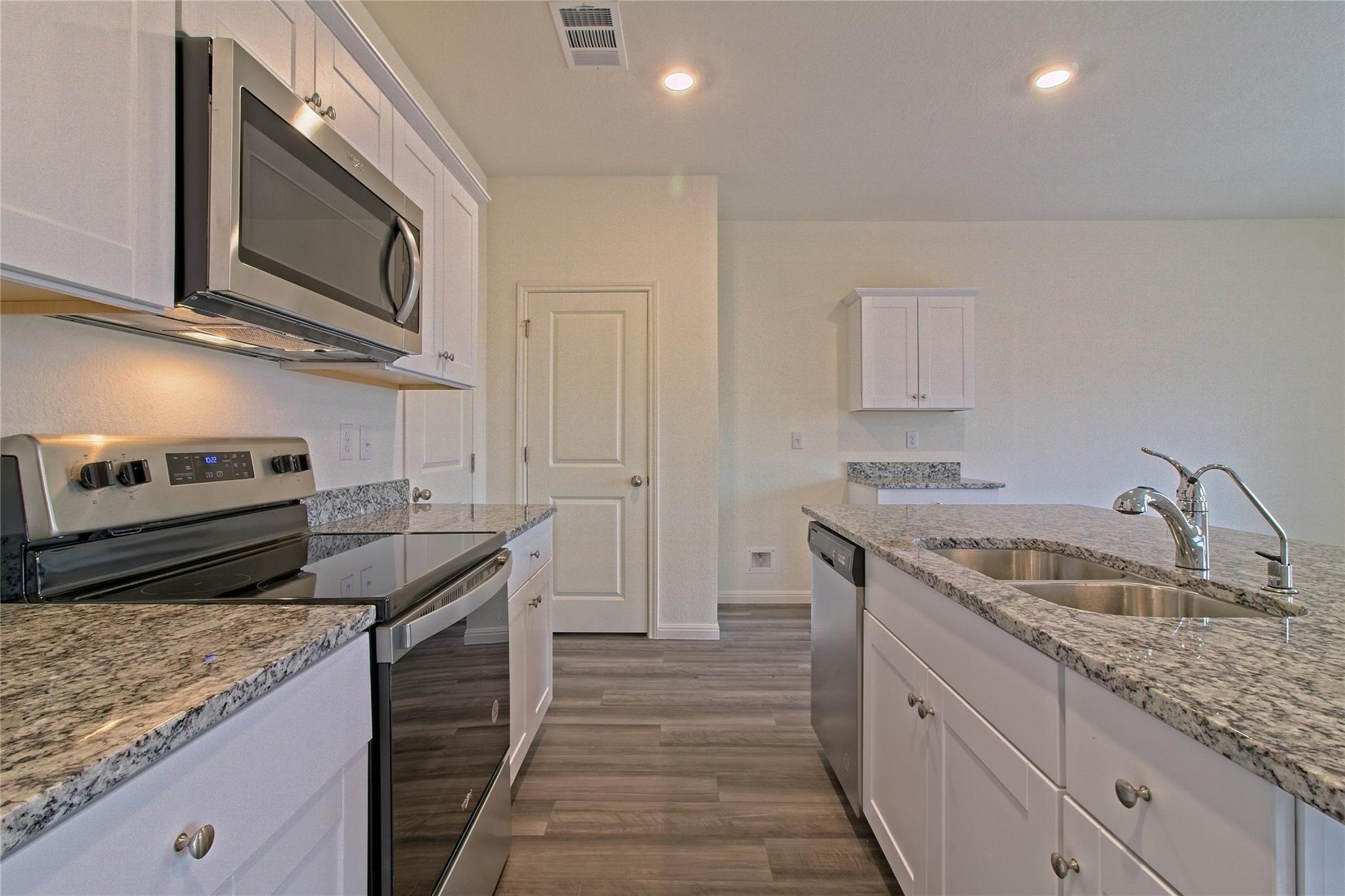 109 Gemsbok Rd Property Photo 9