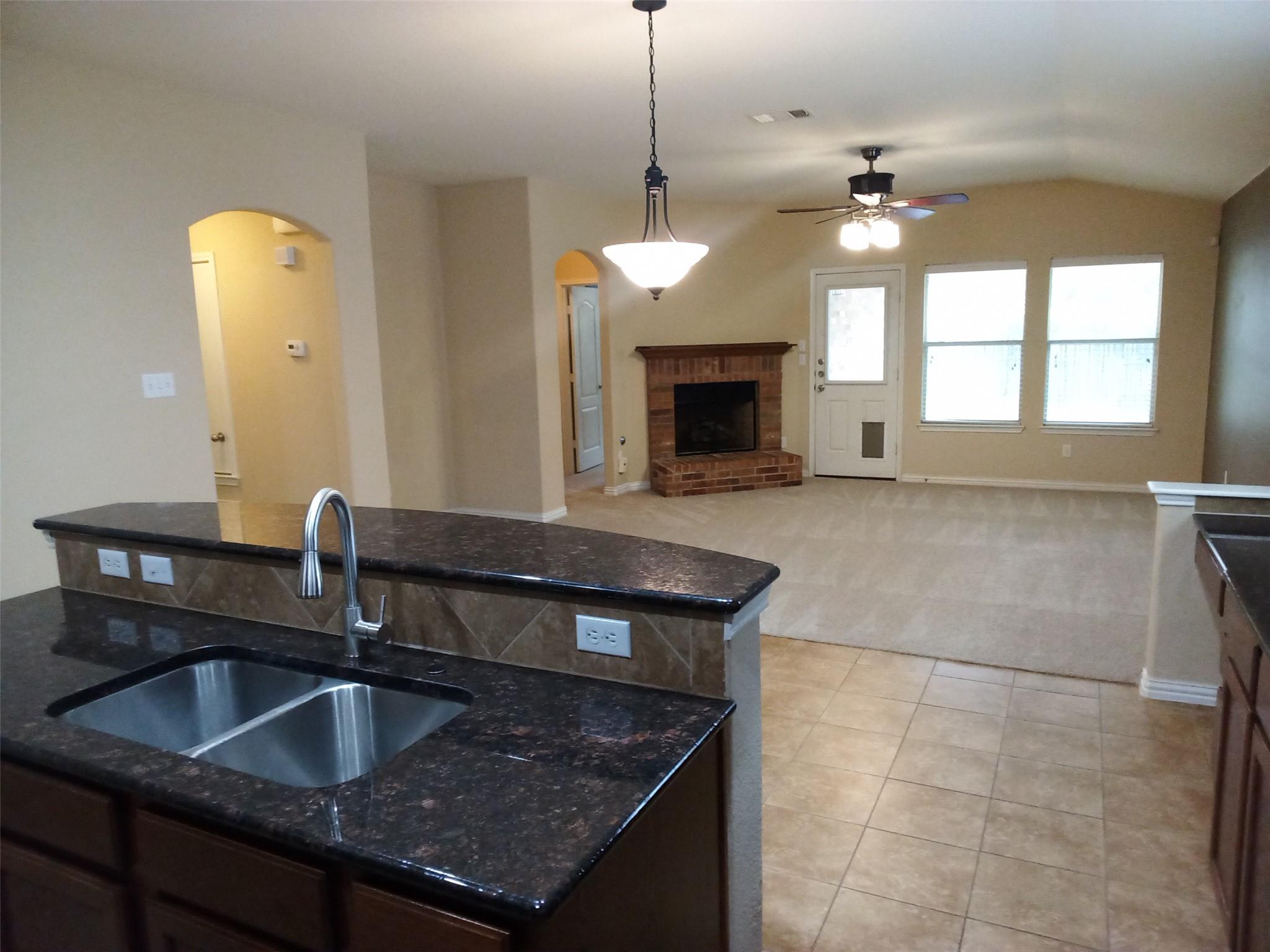 2024 Pecan Valley Dr Property Photo 5