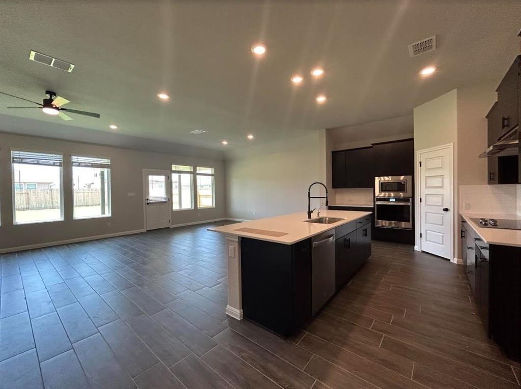 303 Bear Oak St Property Photo 1