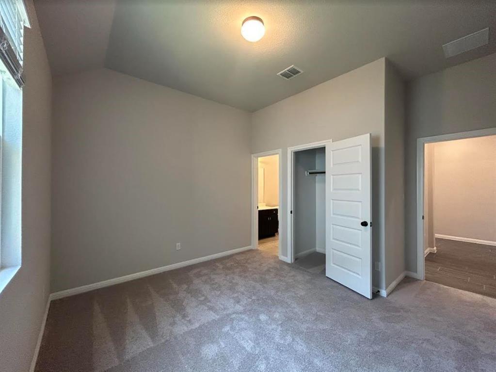 303 Bear Oak St Property Photo 15