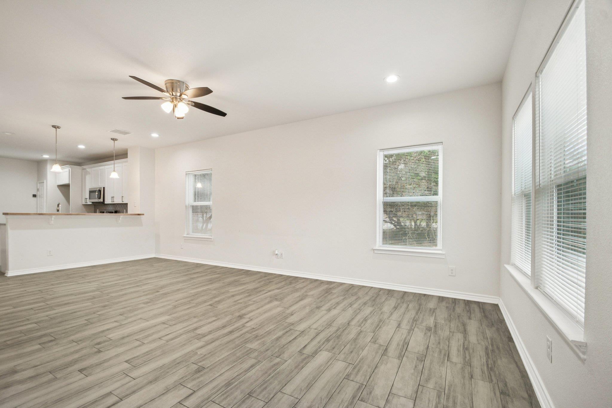 28 Deer Ridge Rd Property Photo 5