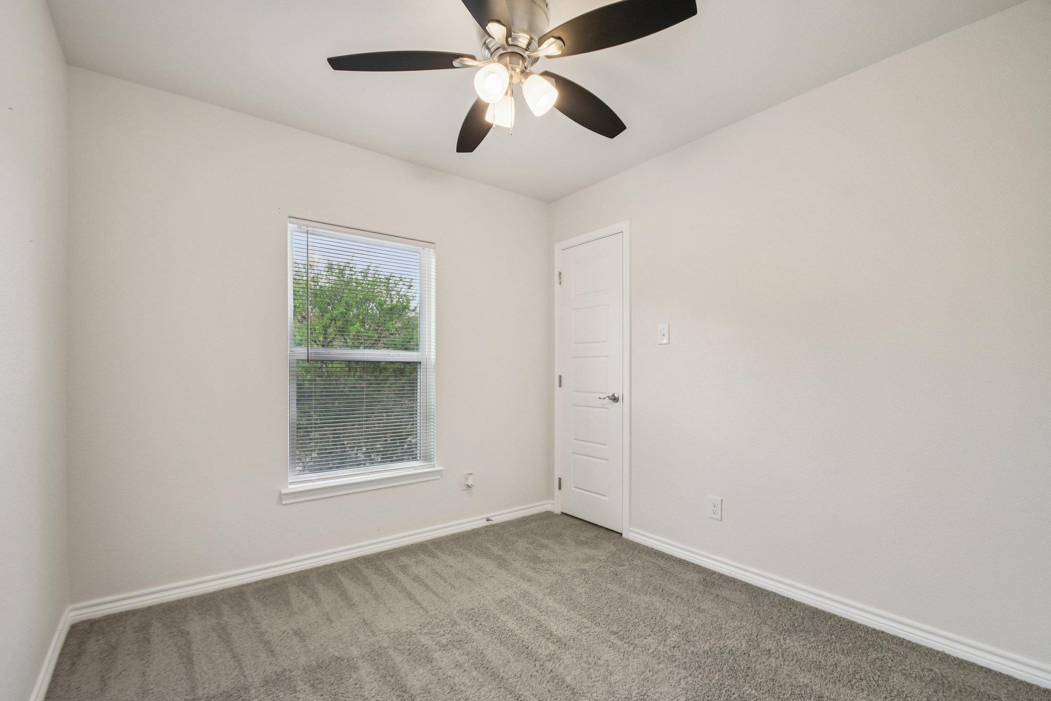 28 Deer Ridge Rd Property Photo 18