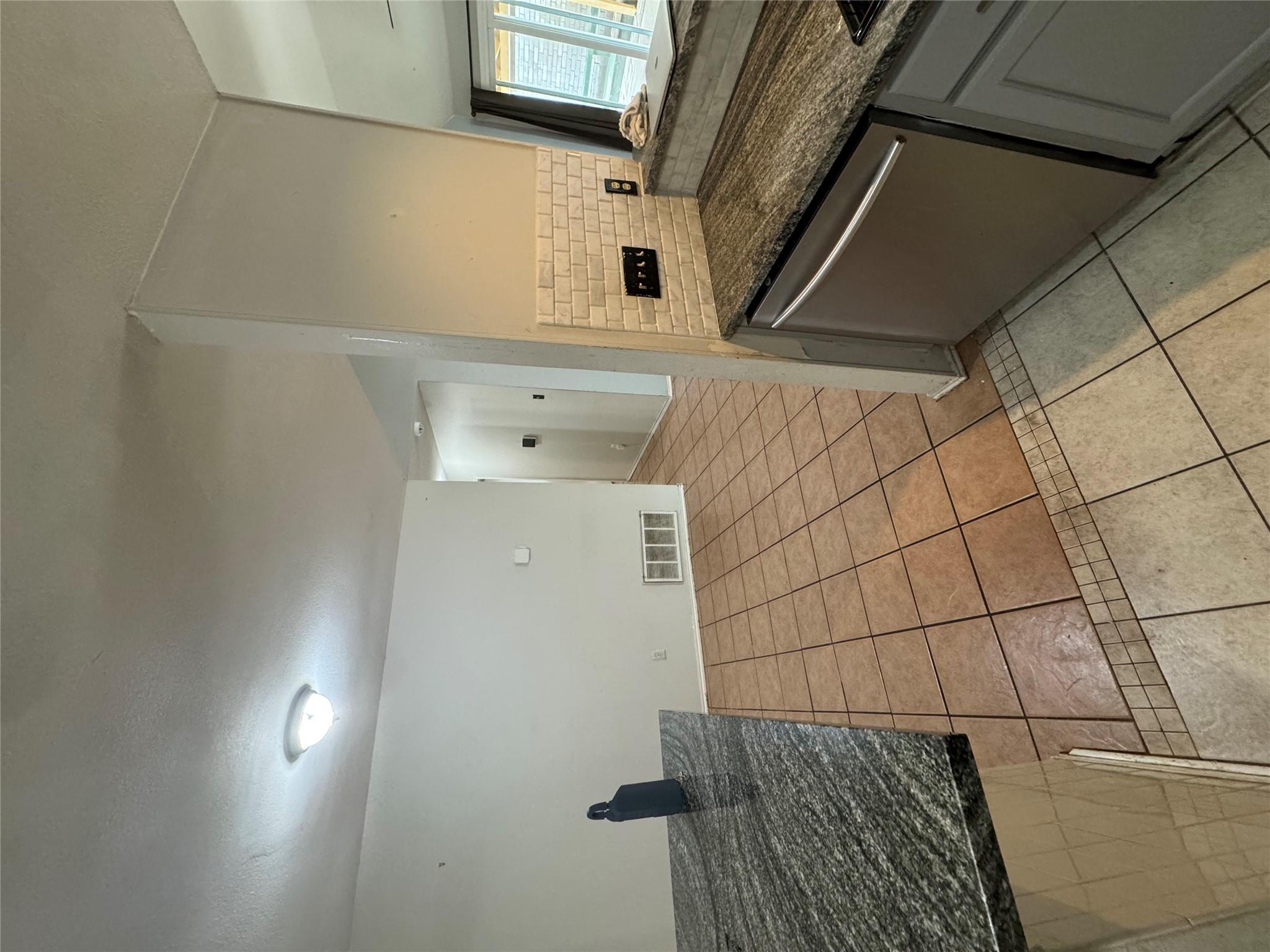 908 Saunders Dr Property Photo 11
