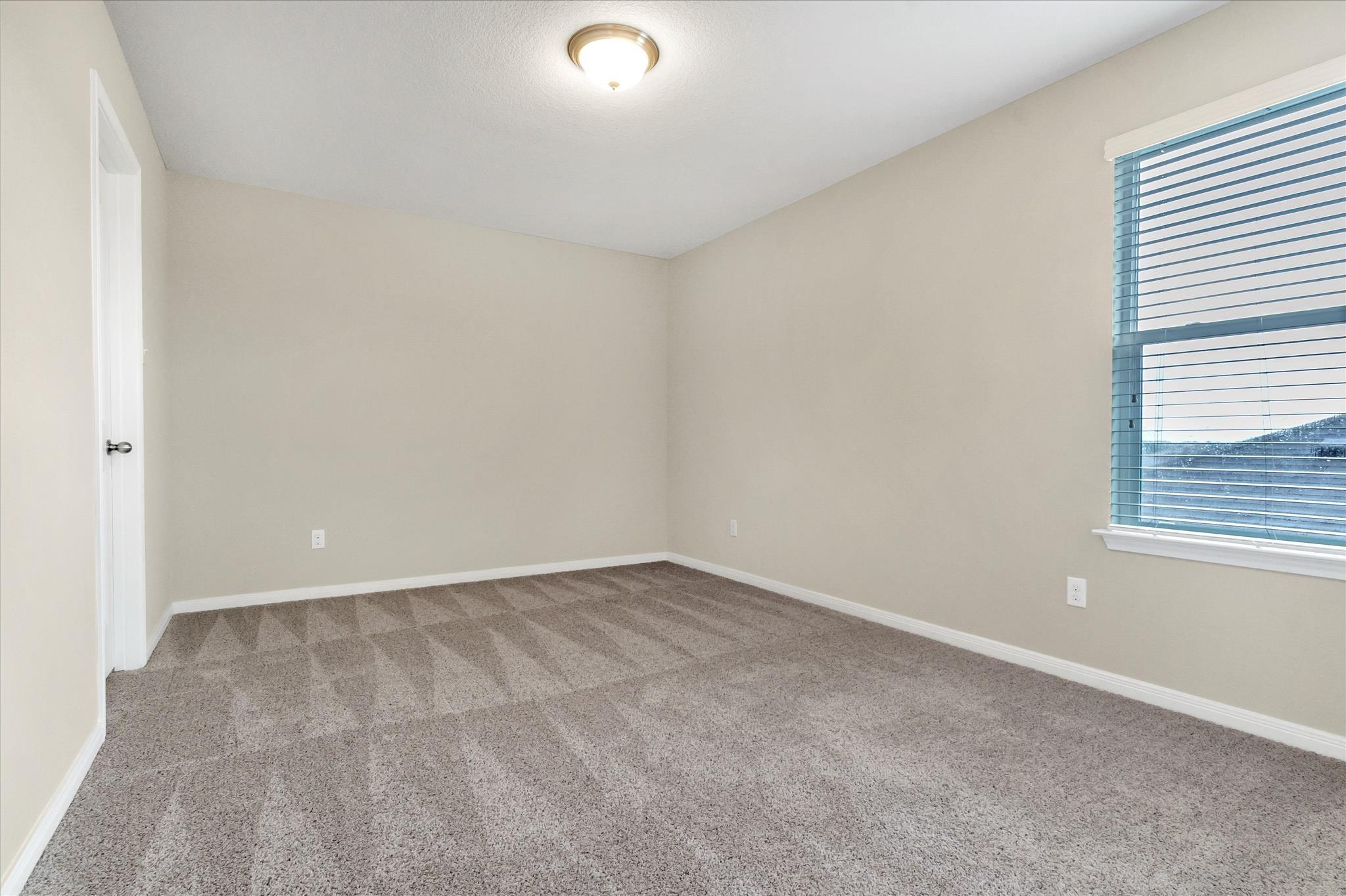 1013 Gaelic Dr Property Photo 14